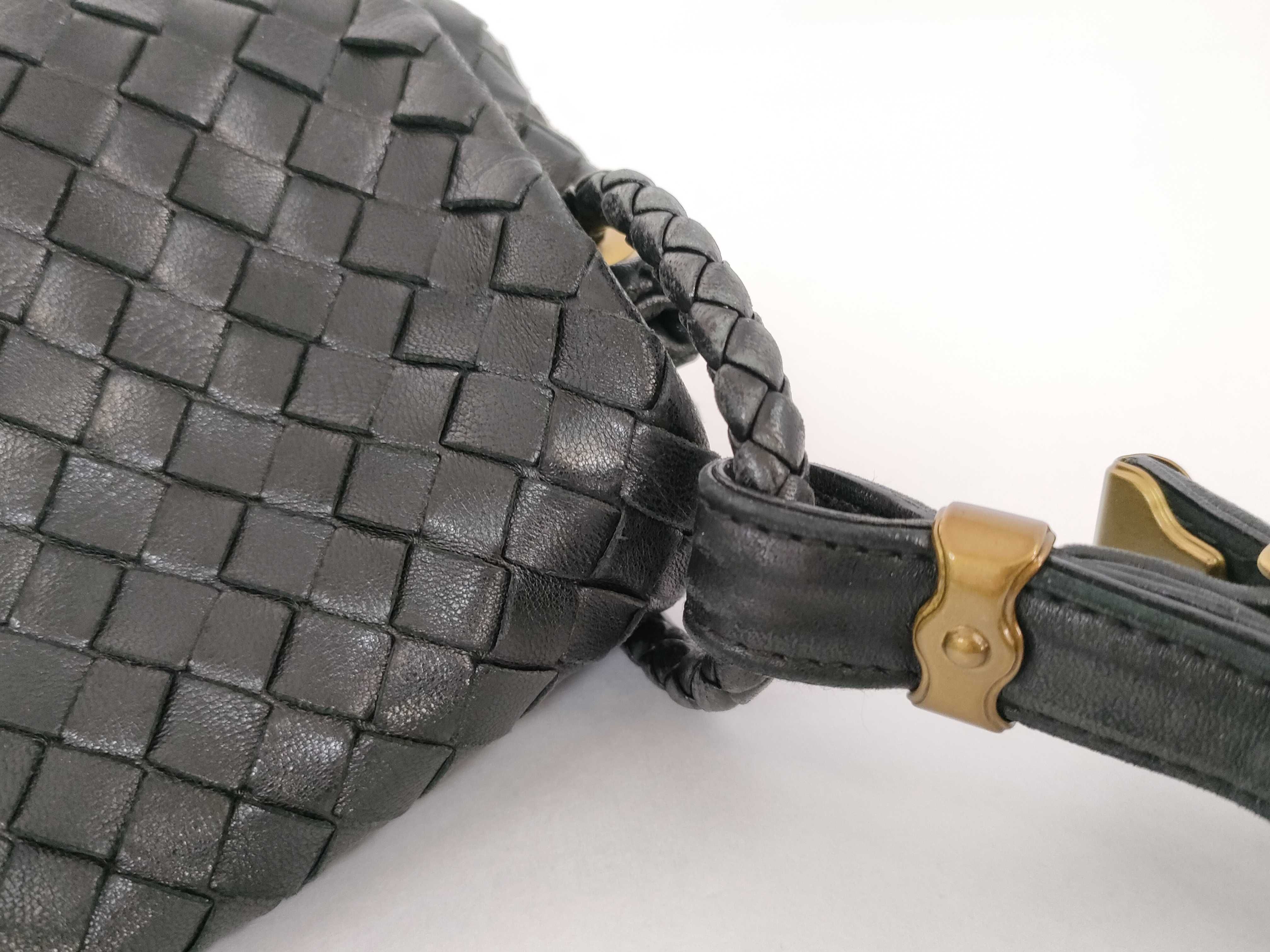 Intrecciato Bottega Veneta Handbag Intrecciato Black Leather Handbag — view 5