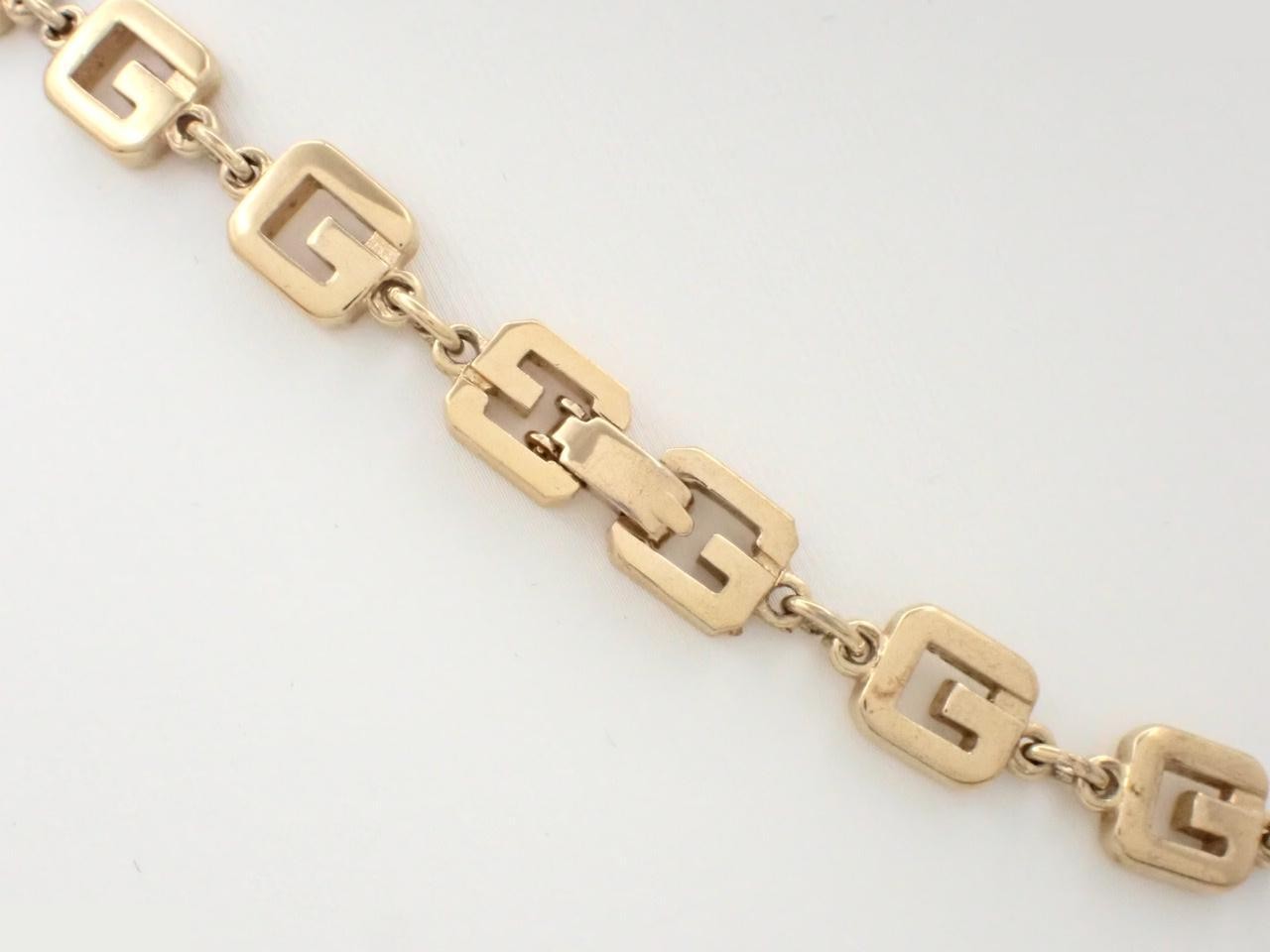 Other lines: Precious metal necklaces and pendants, total length approximately 40 cm. — view 2