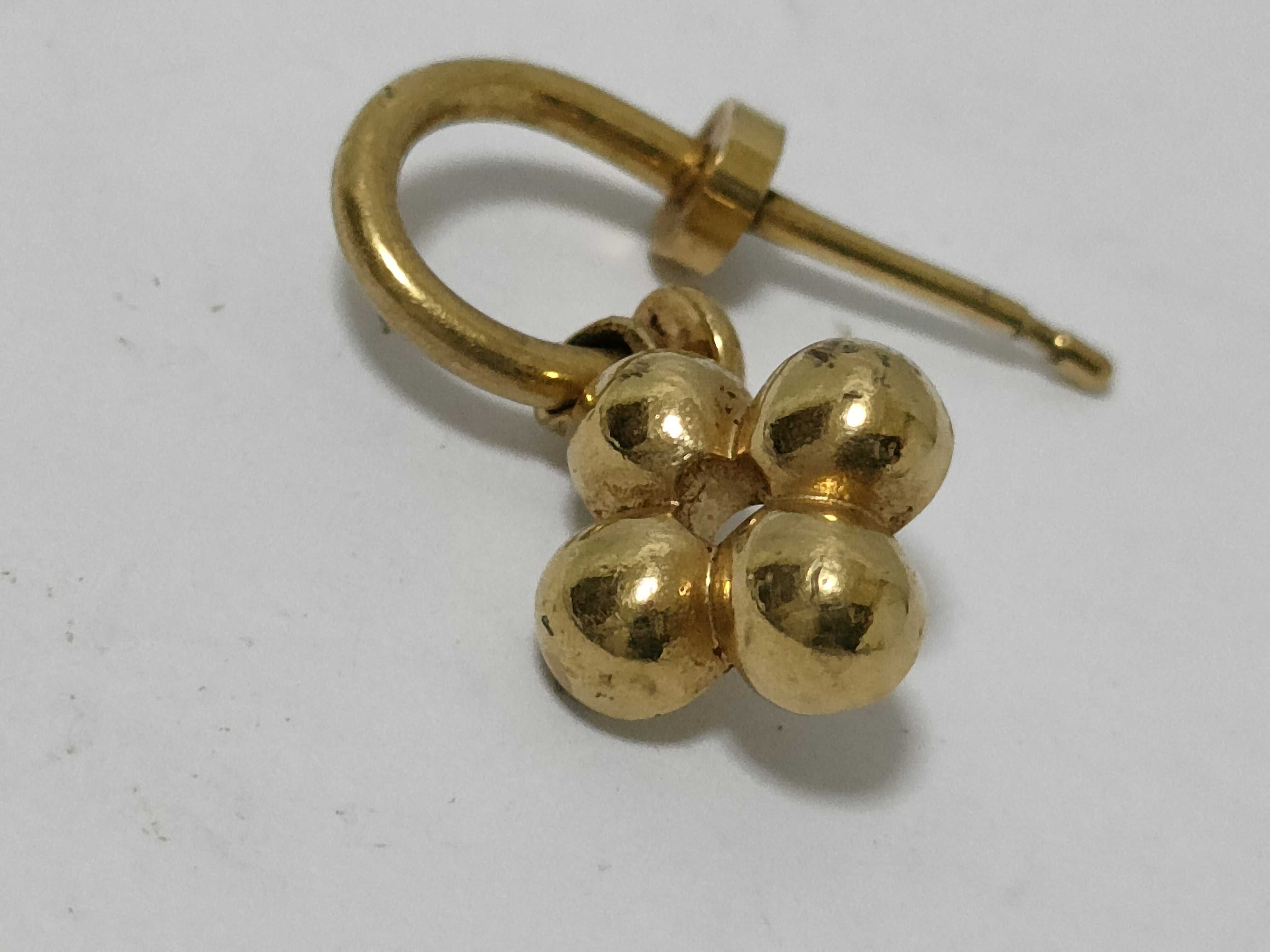 Monogram Boucles d'Oreilles Blooming Single Earring — view 9