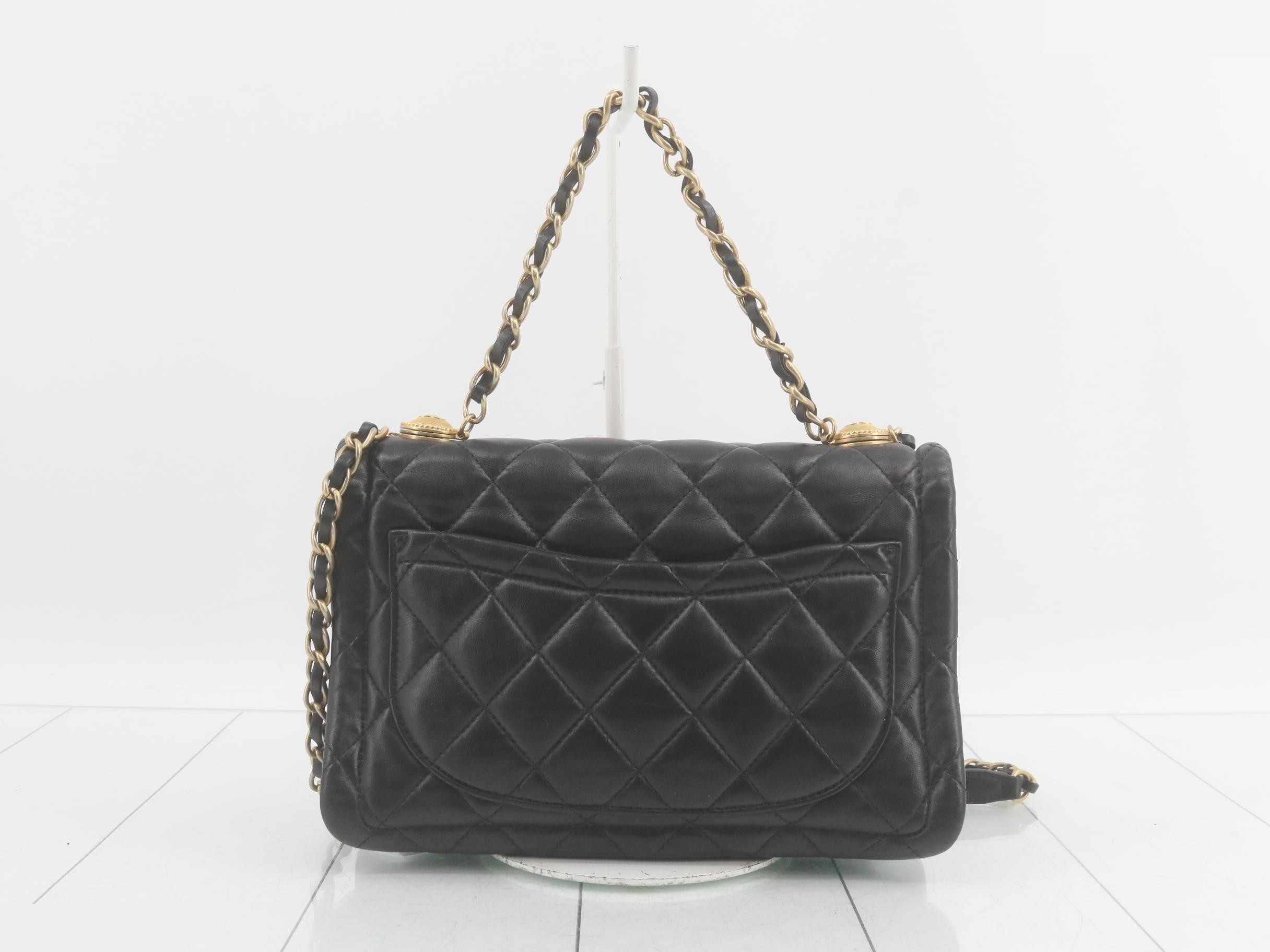 Lambskin, Gold hardware, 2-way handbag — view 3