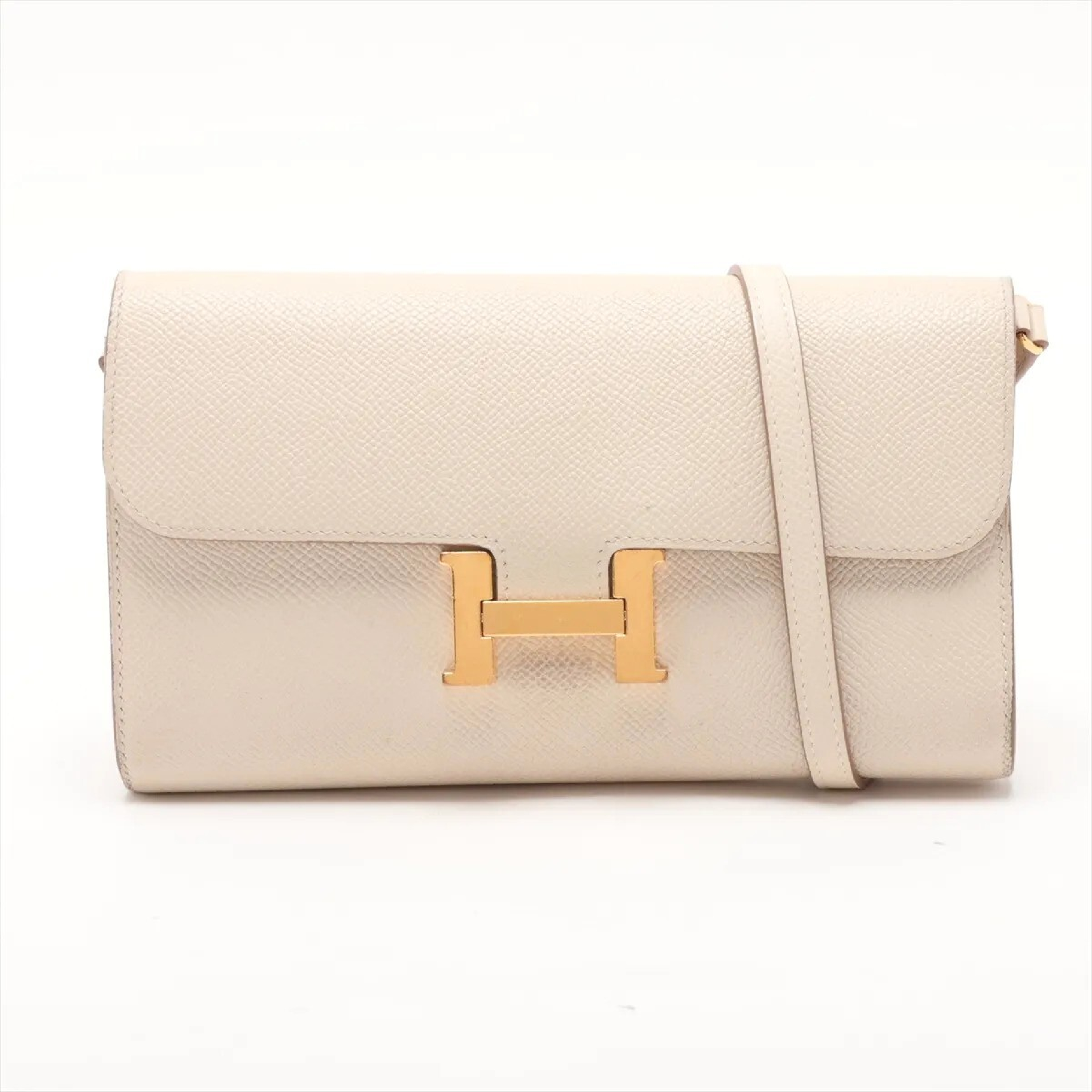 Constance Long To Go, Veau Epsom leather, Nata finish, gold hardware, B: 2023 model, with box and dust bag. Shoulder bag.