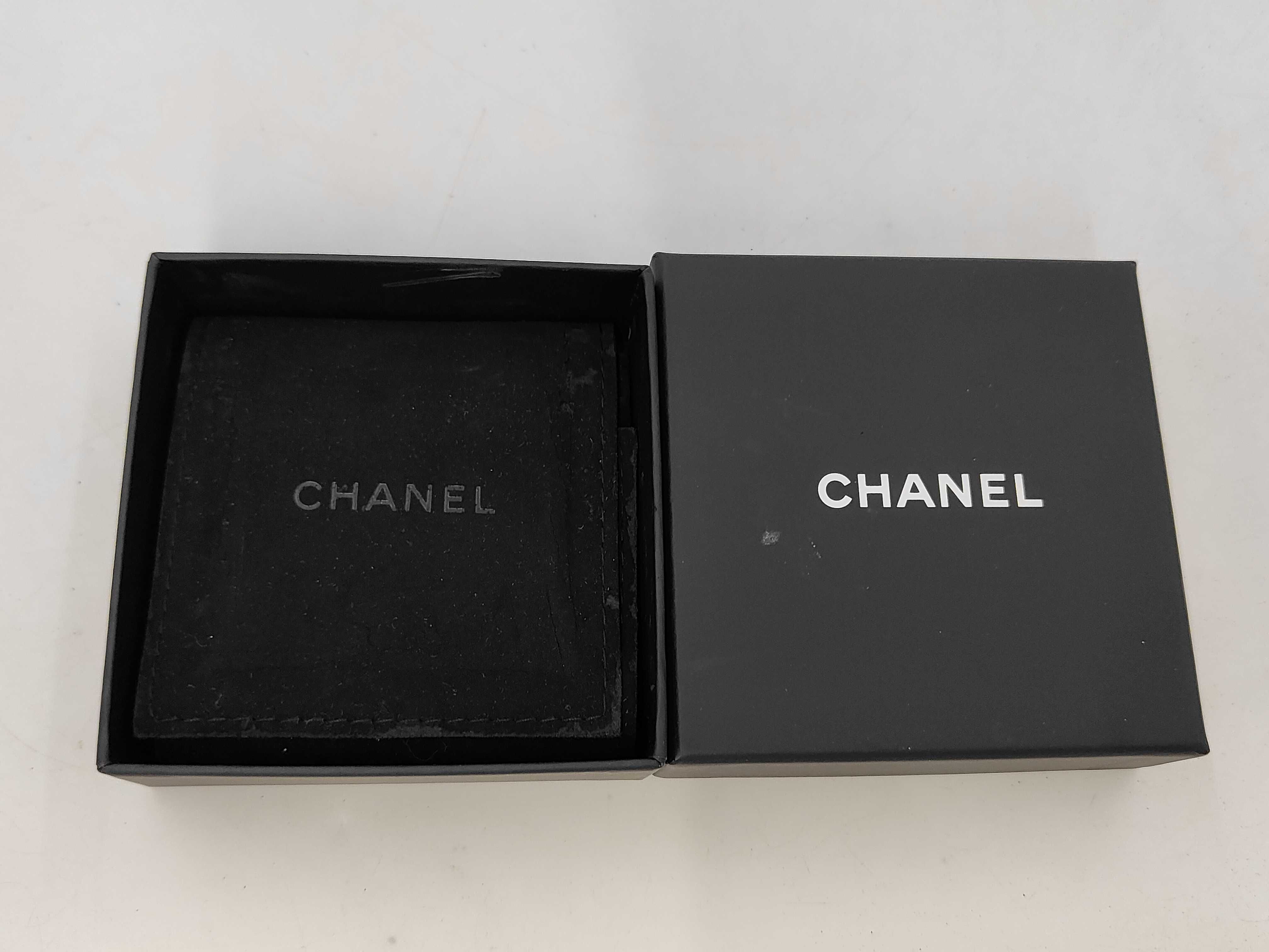 necklace — view 8