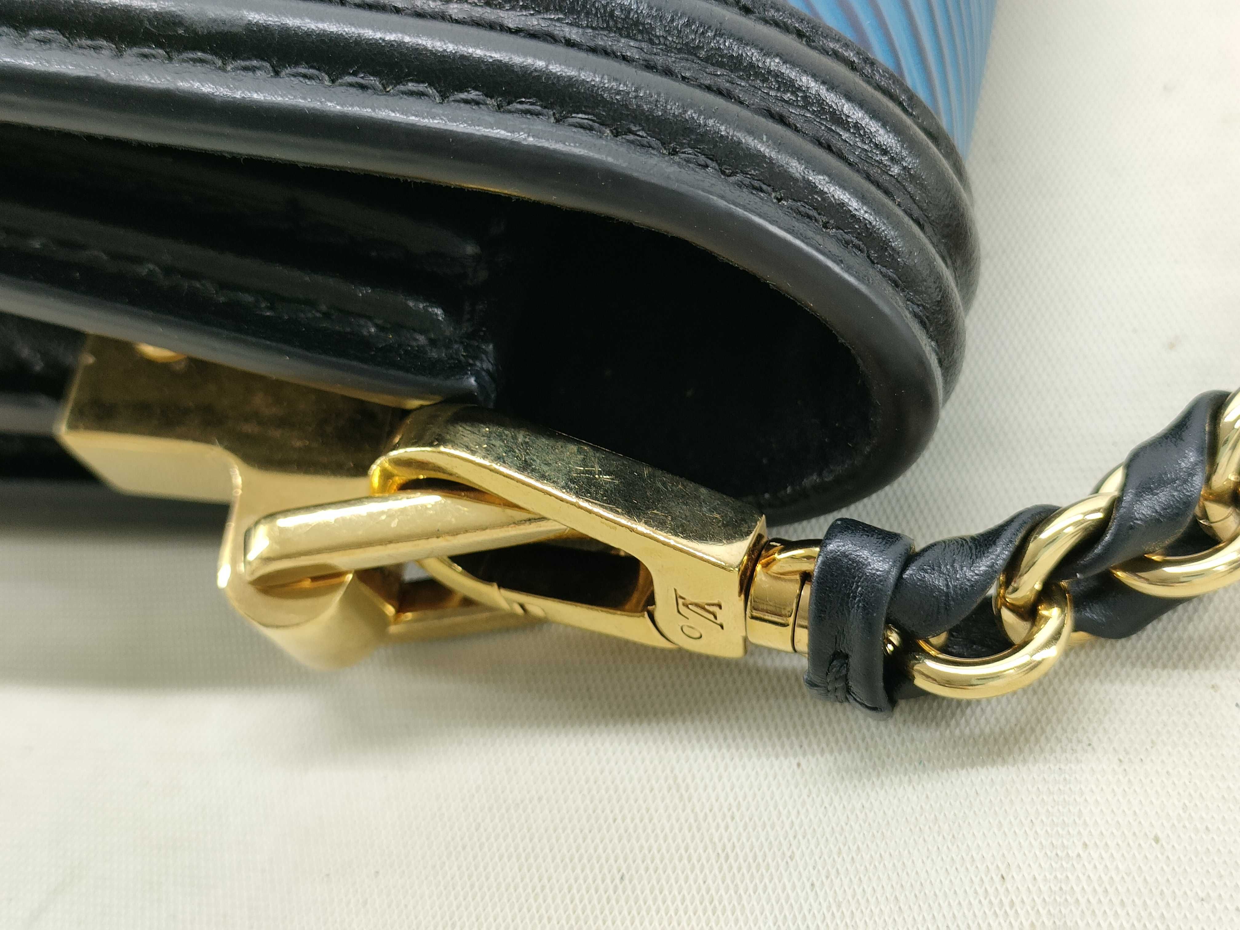 Epi Leather Dauphine MM RFID Shoulder Bag — view 7
