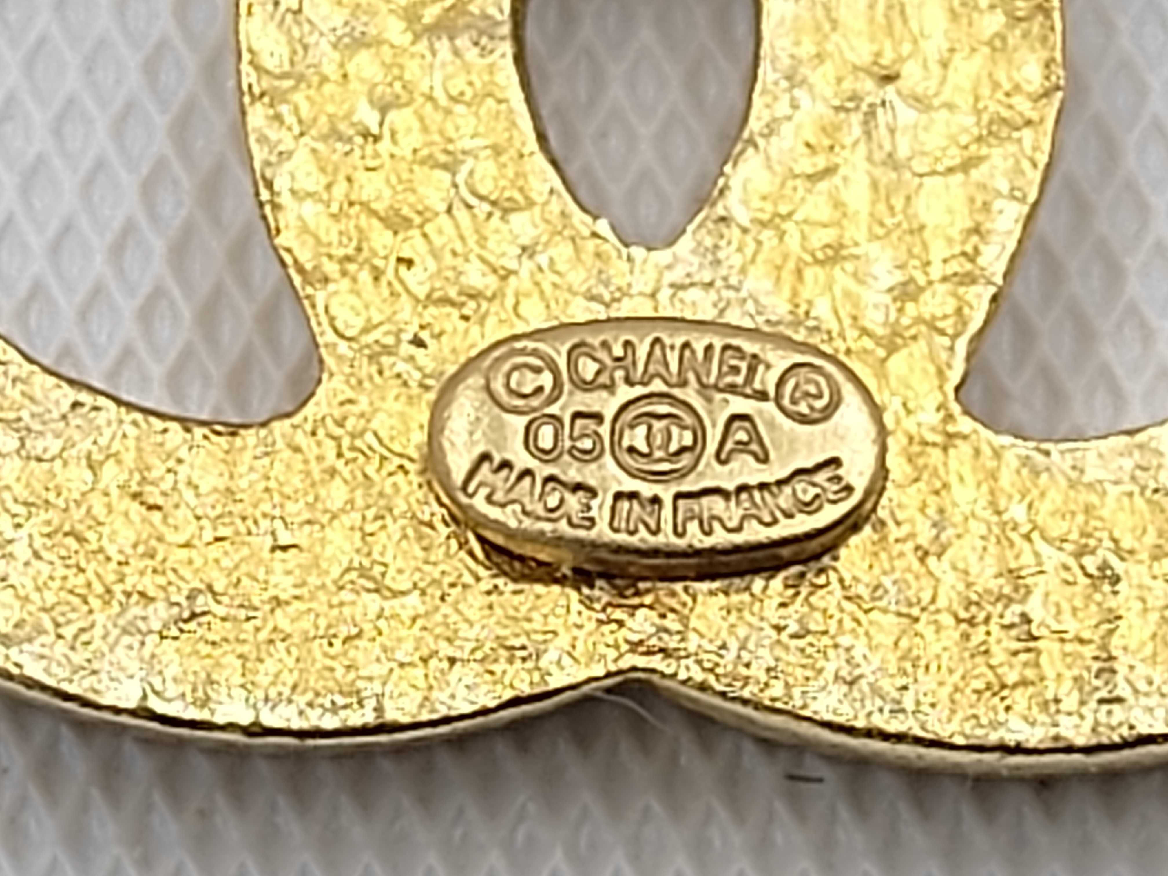 Coco Mark Gold Necklace 05A — view 5