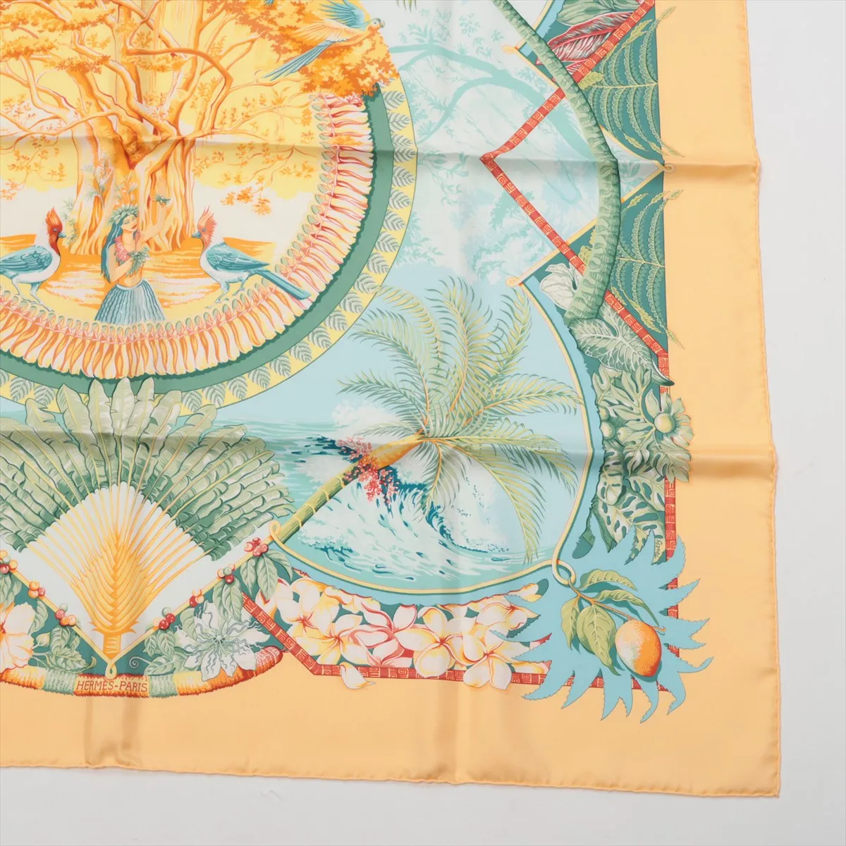 Carre 90 ALOHA Scarf Silk Yellow — view 4