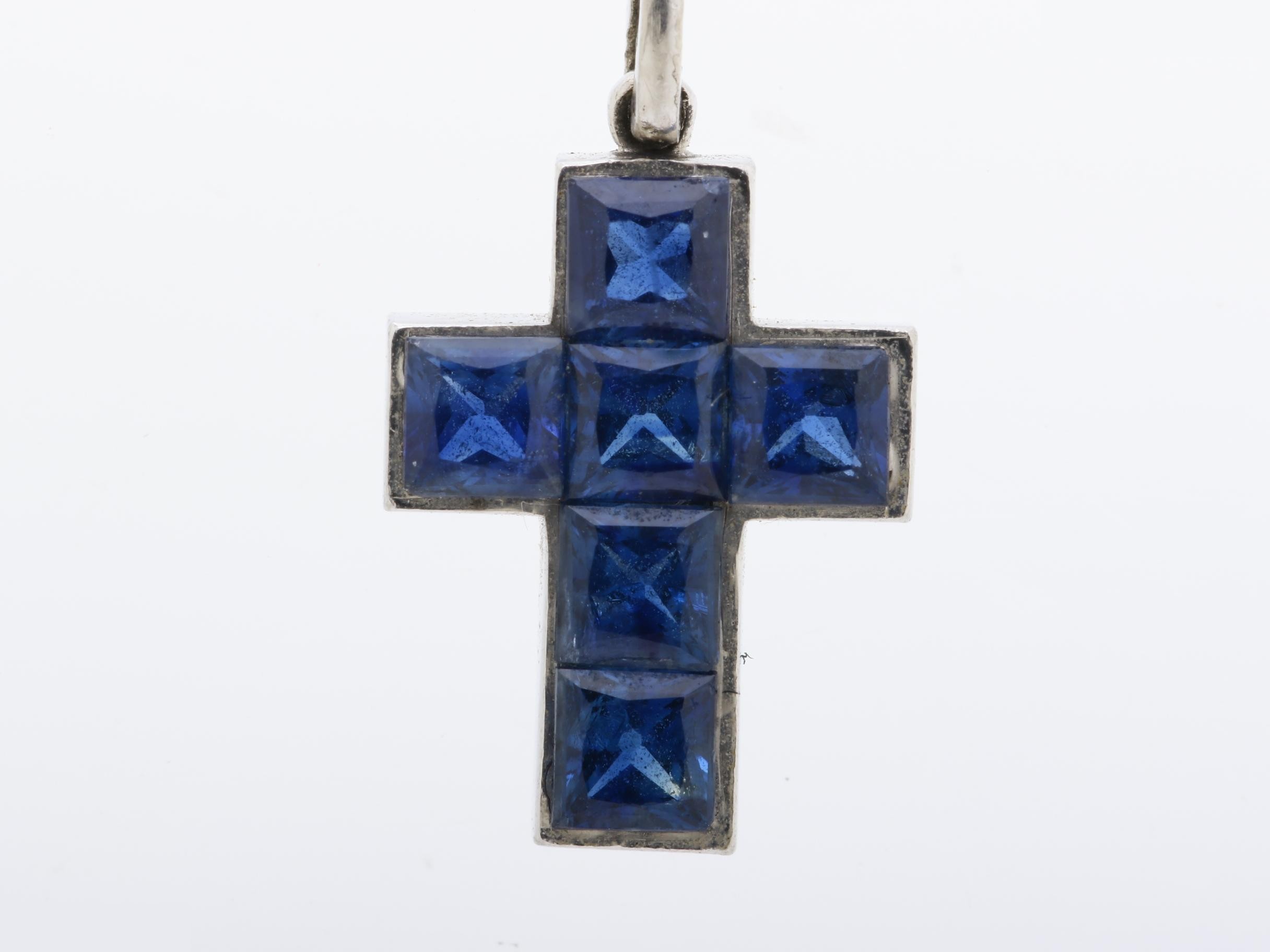 Pendant top: 1.8g — view 2