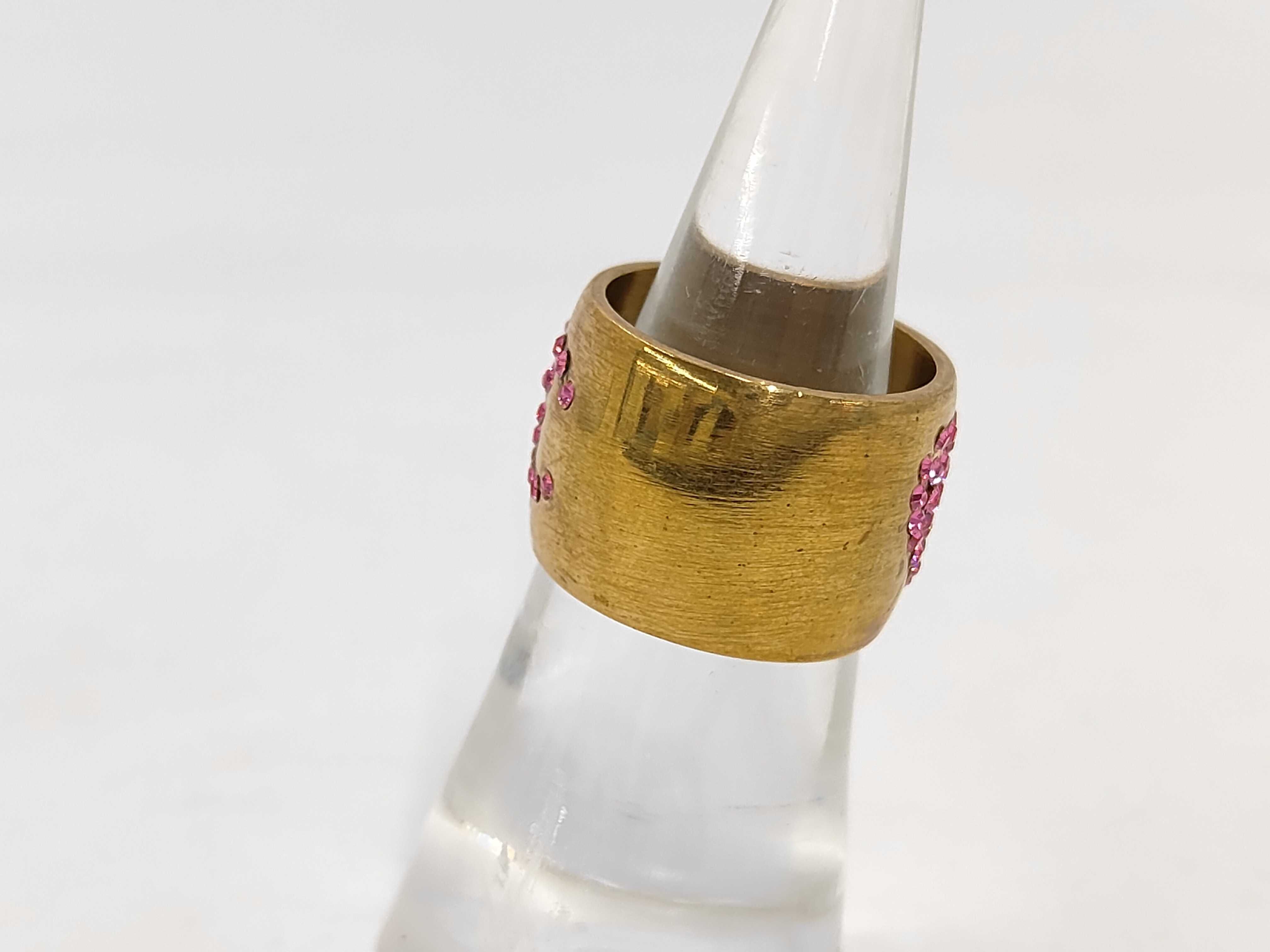 Ring (with comment) 02P Ring — view 2