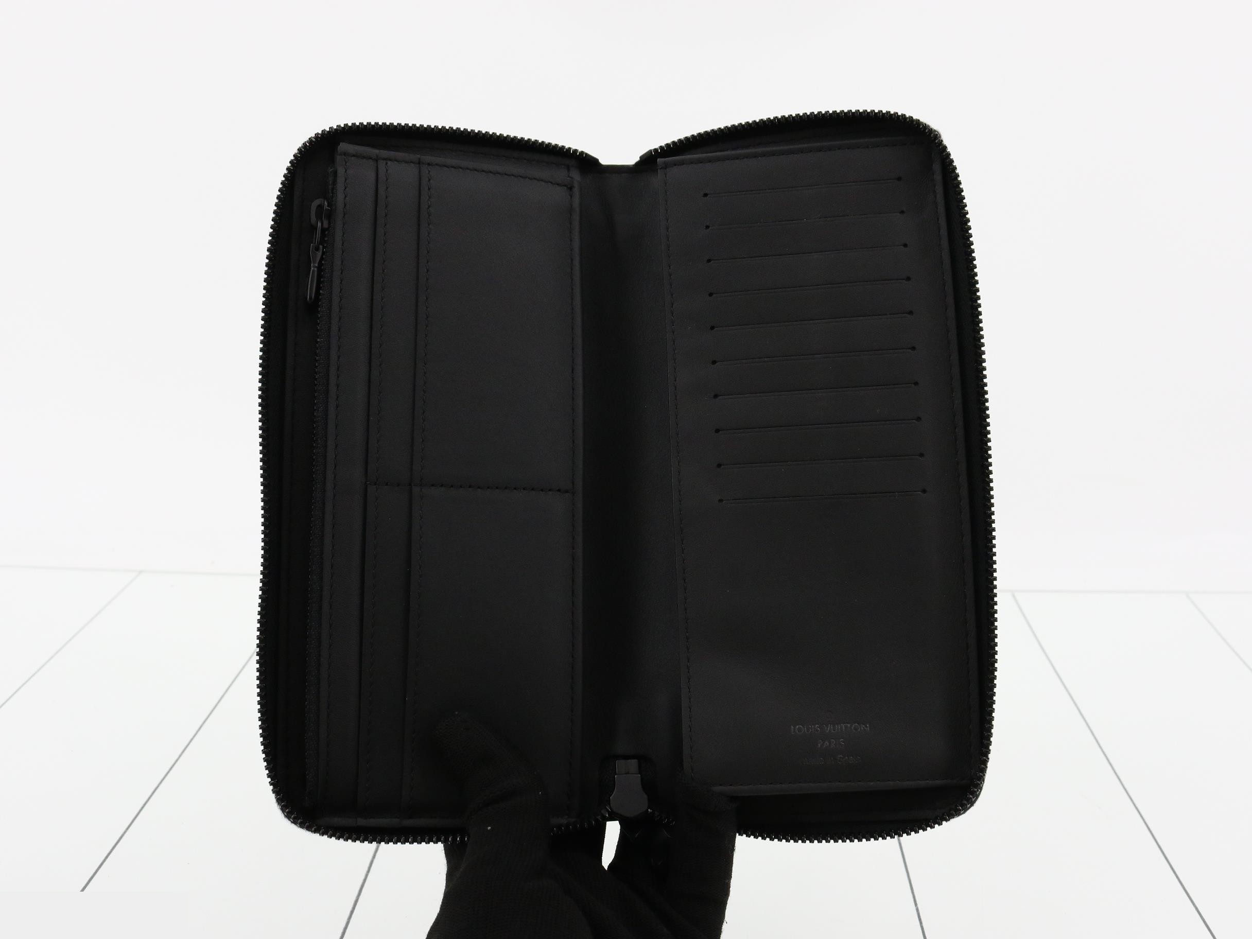 Zippy Wallet Vertical — view 4
