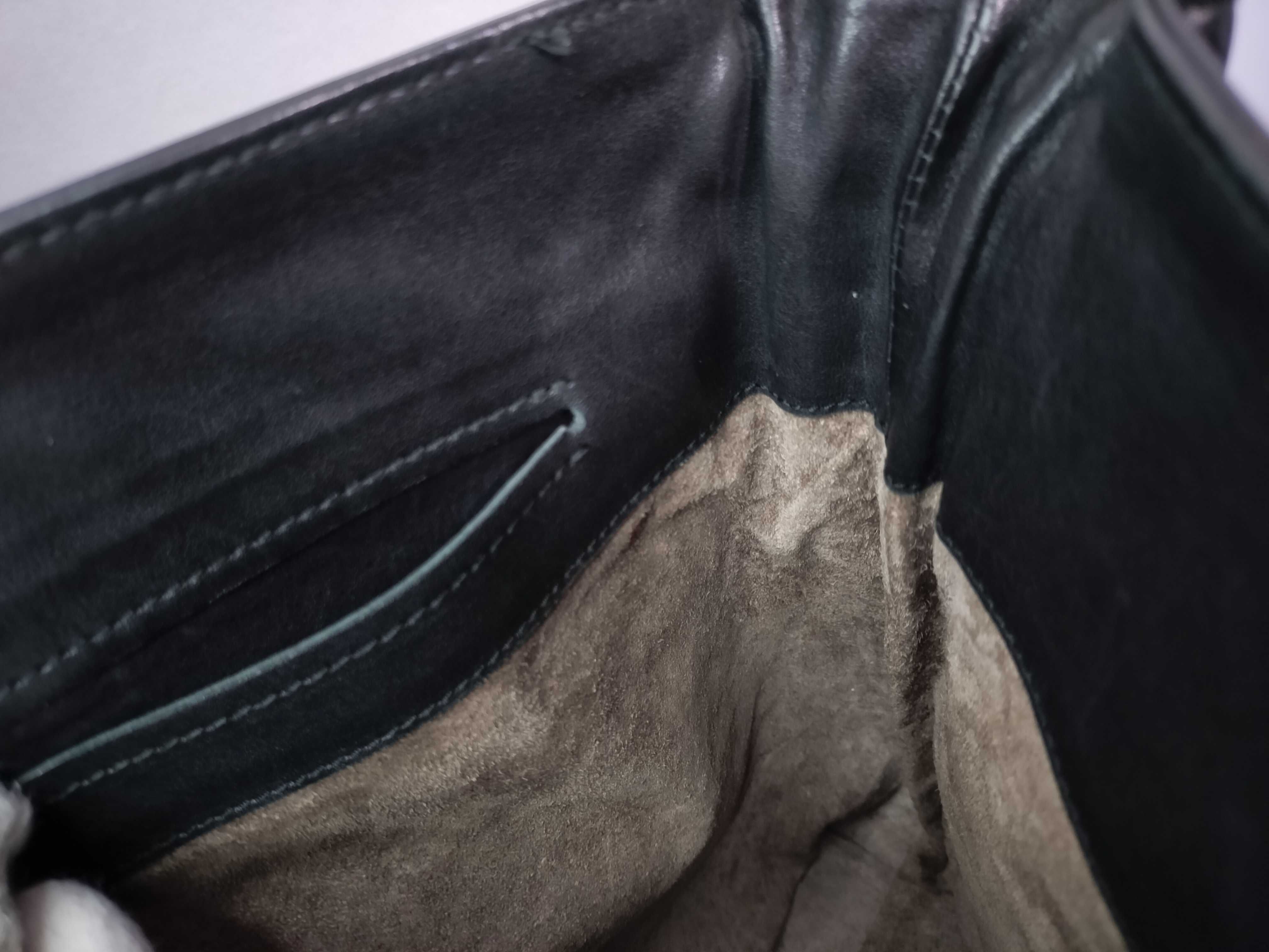 Intrecciato Shoulder Bag, Black Messenger Bag — view 14