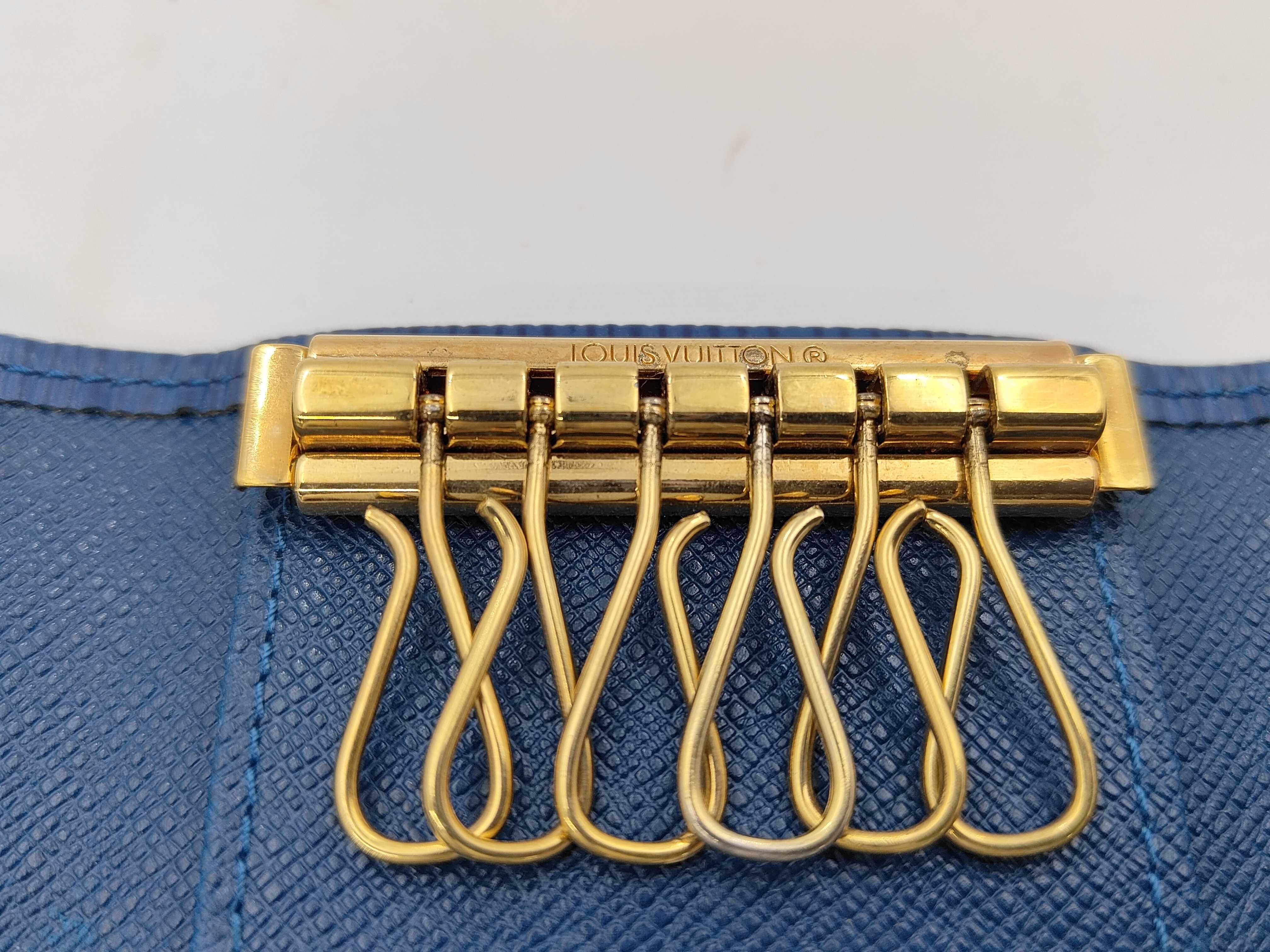 Epi Leather Key Case — view 6