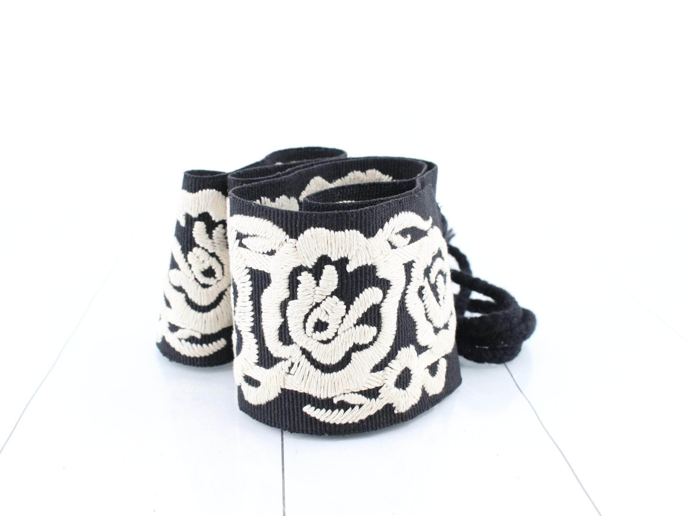 Other lines: Small items, accessories, belts — view 2