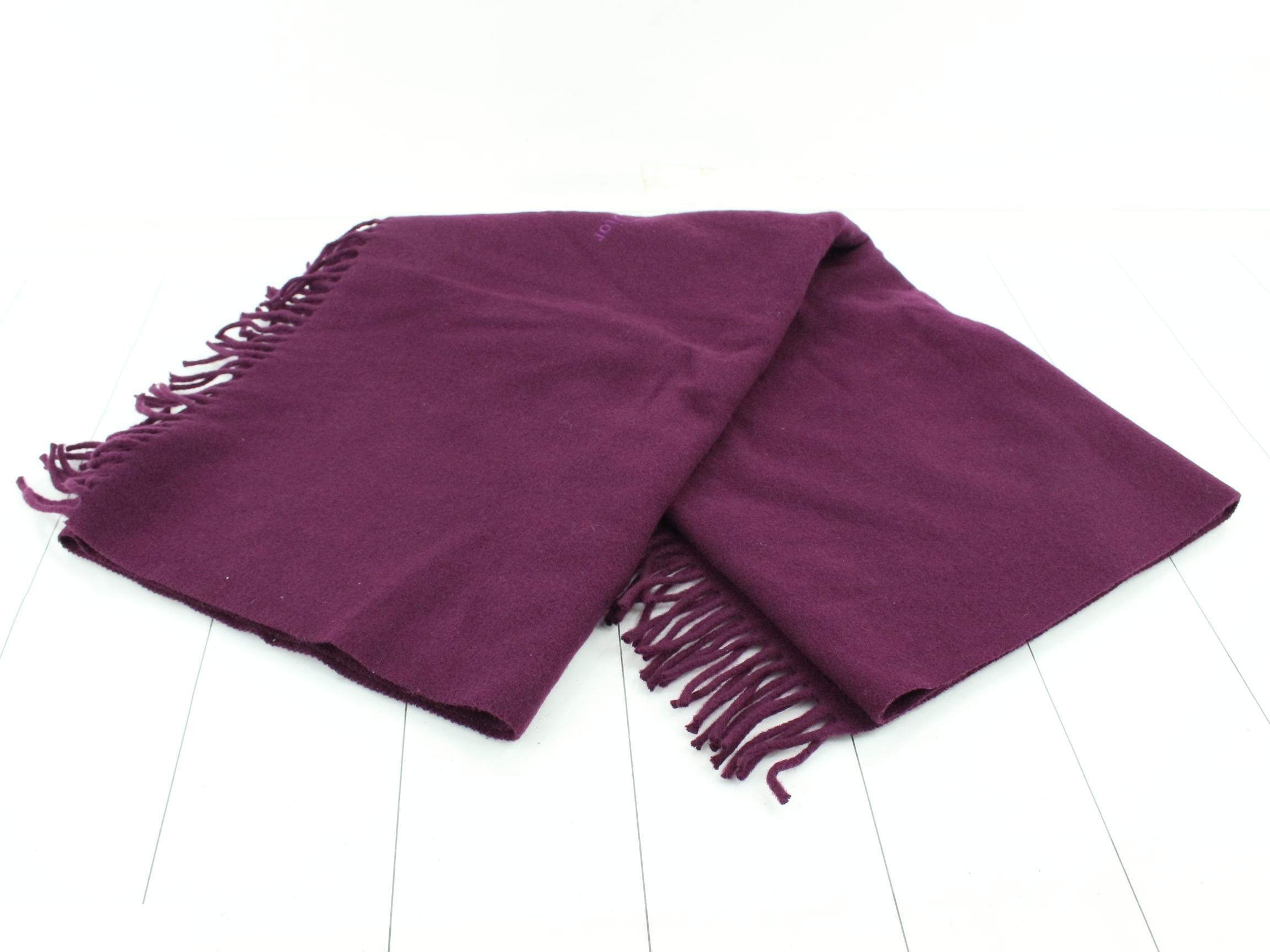 Other lines: Small items, accessories, and scarves — view 2