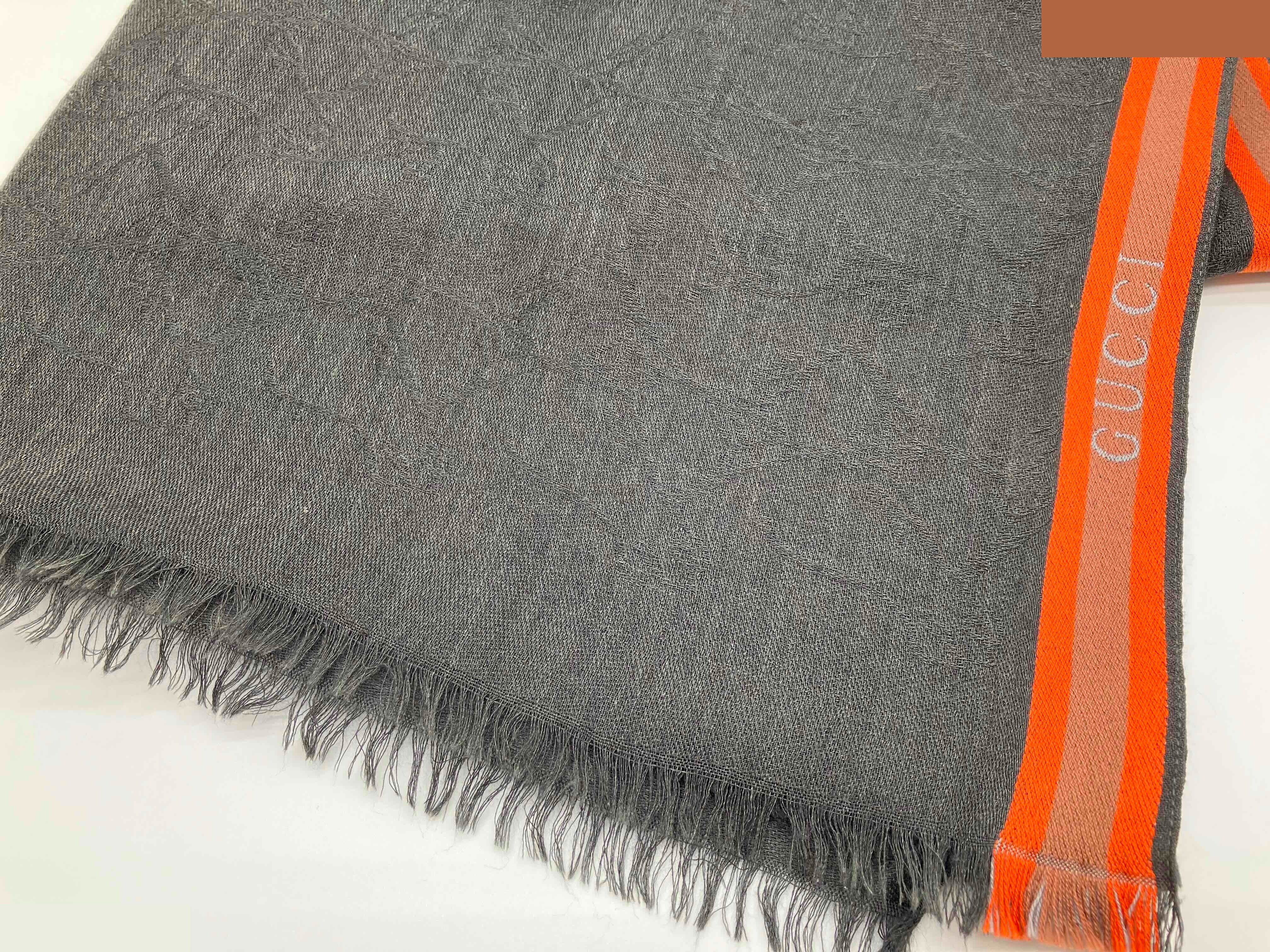 shawl — view 2