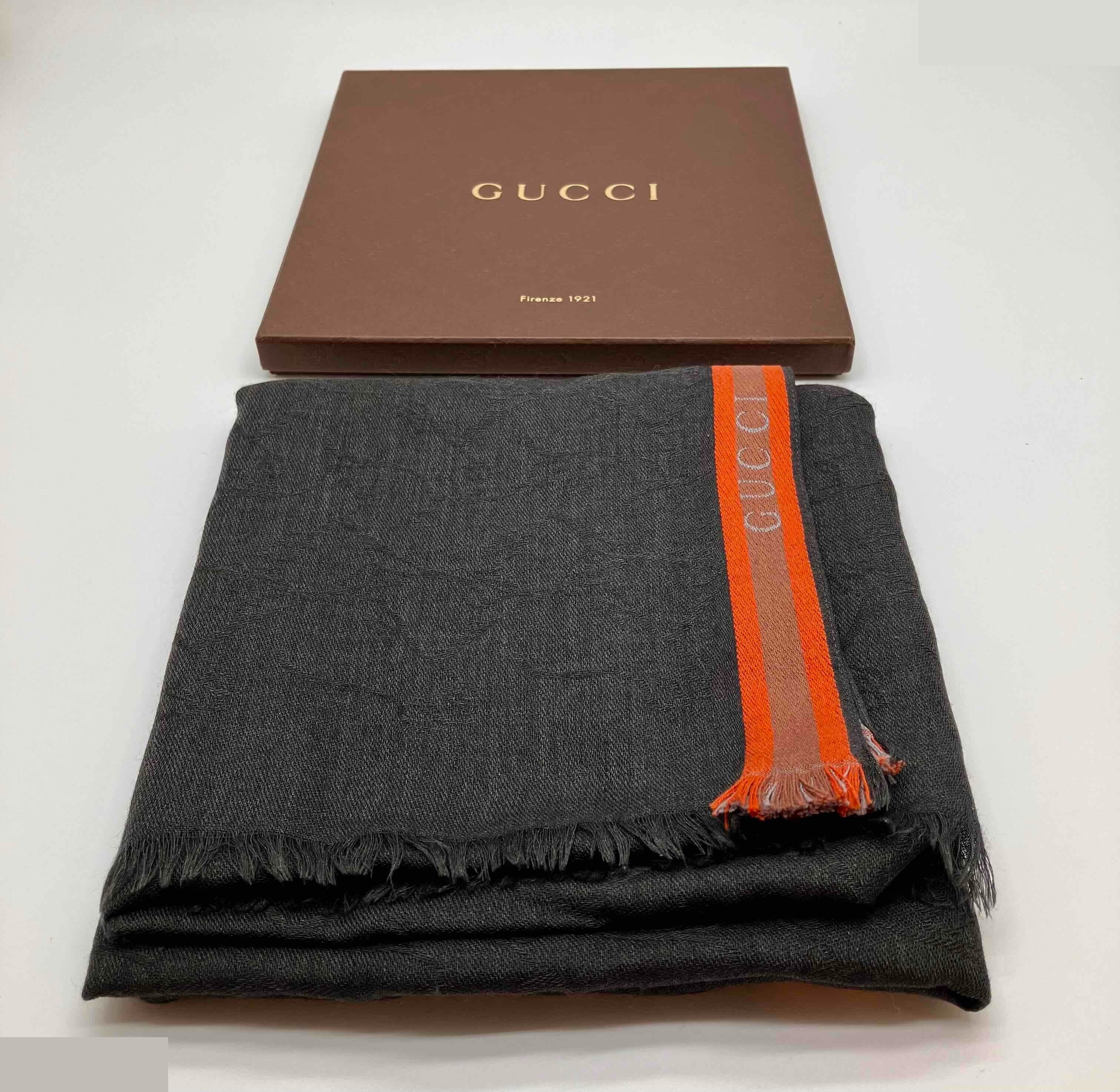 shawl — view 3