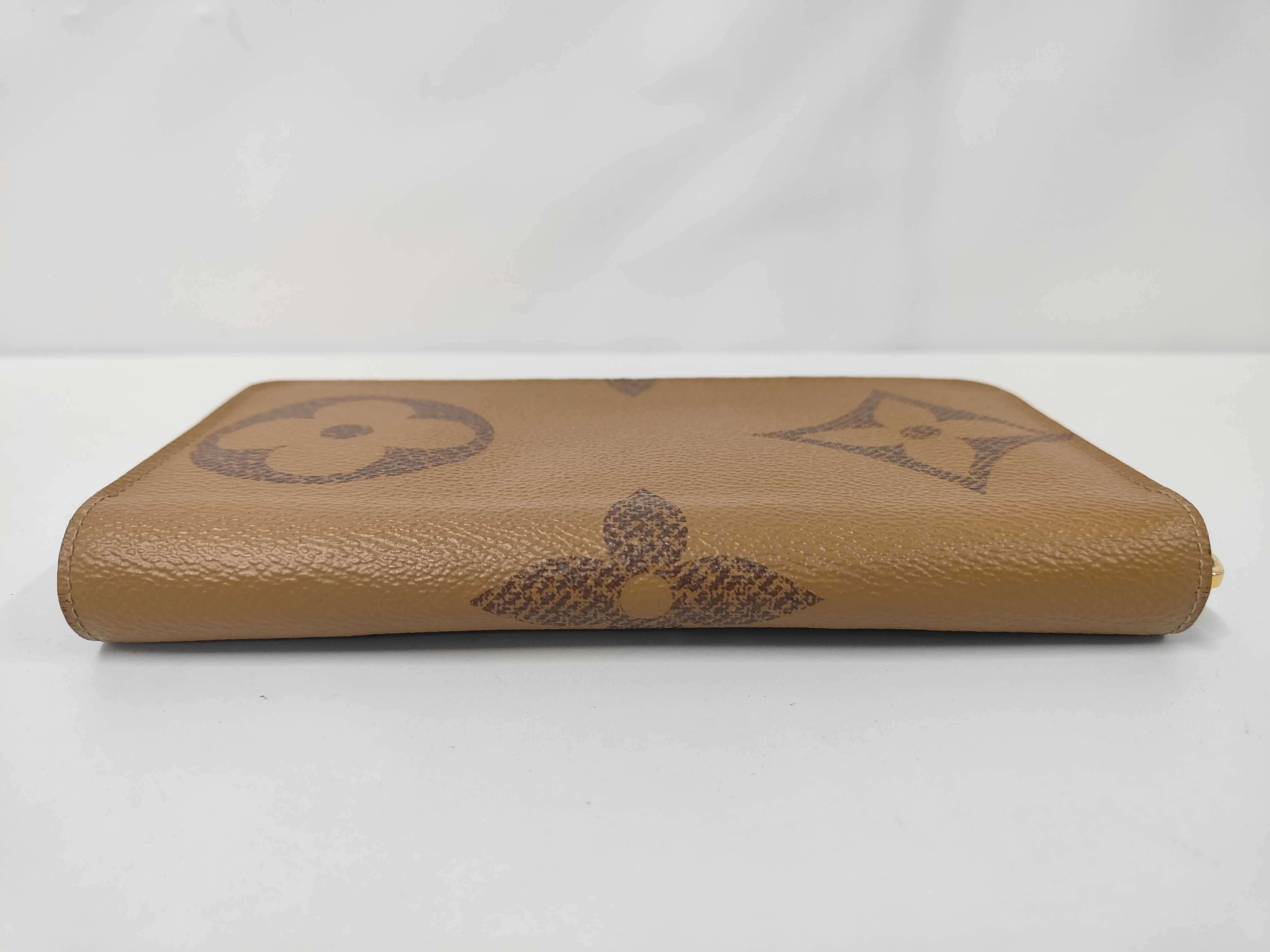Monogram Giant Reverse Zippy Wallet, Box Included, Excellent Condition — view 4