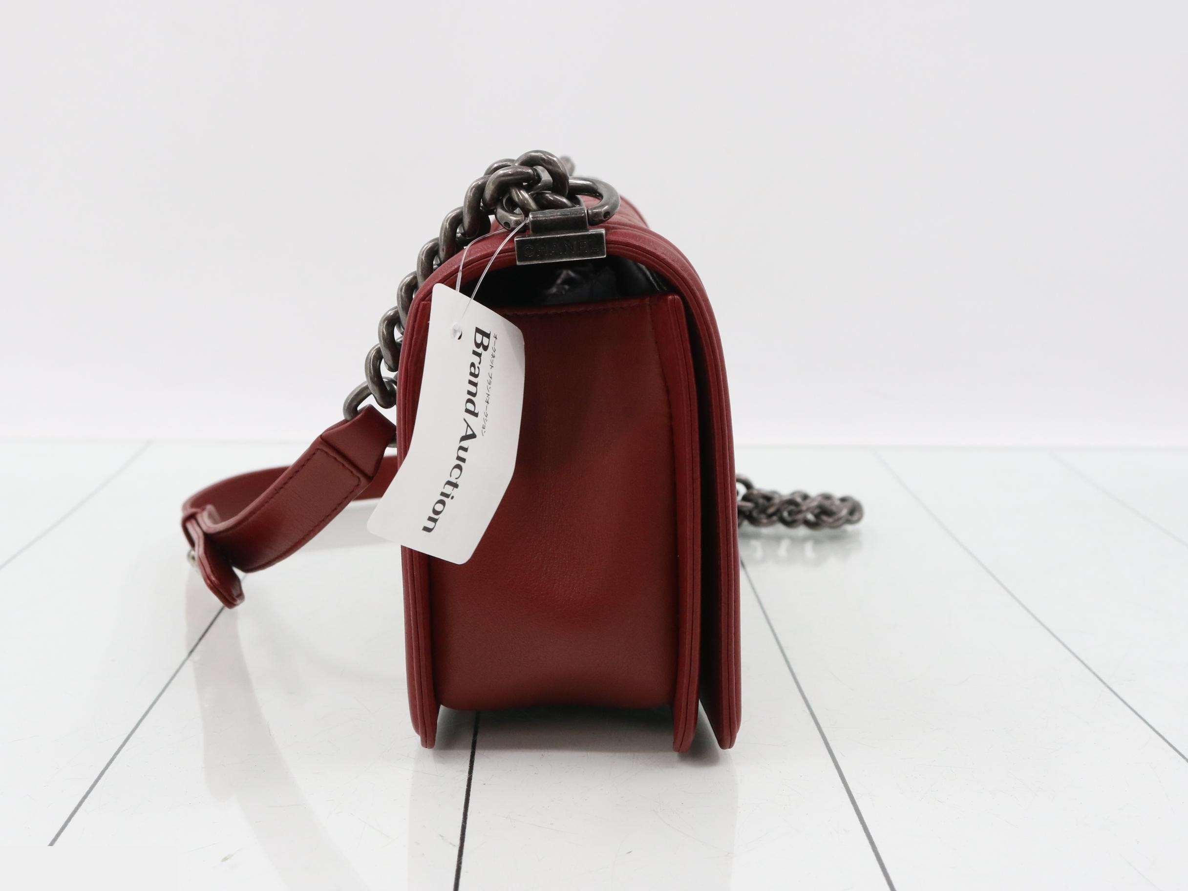 Boy Chanel Lambskin Chain Shoulder Bag — view 4