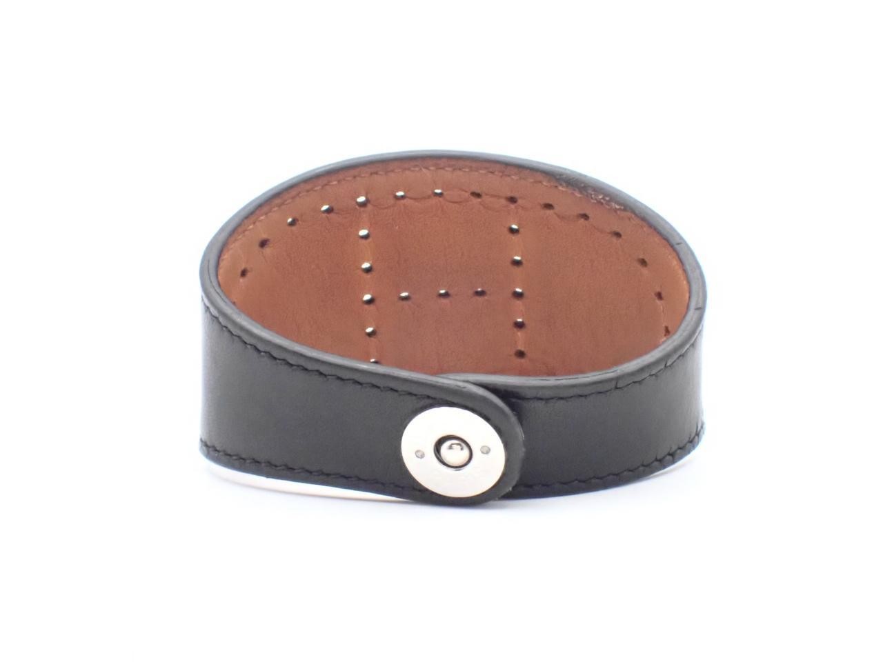 Leather bangle, wrist circumference approximately 16 cm — view 2