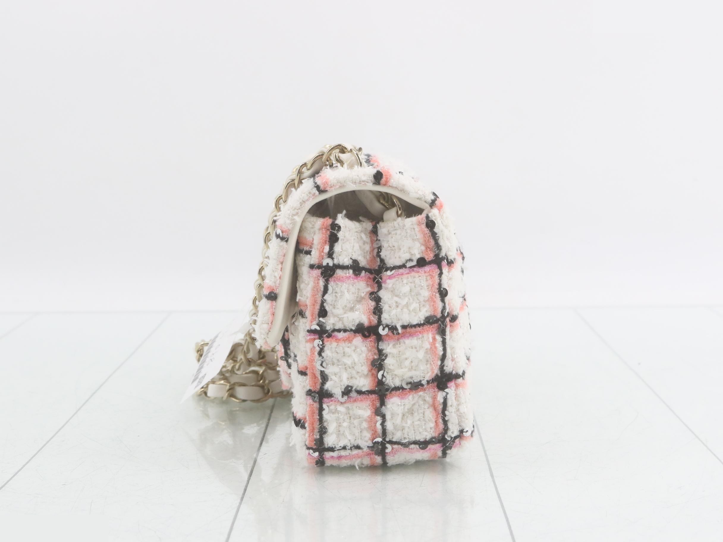 Matelassé Tweed Shoulder Bag — view 3