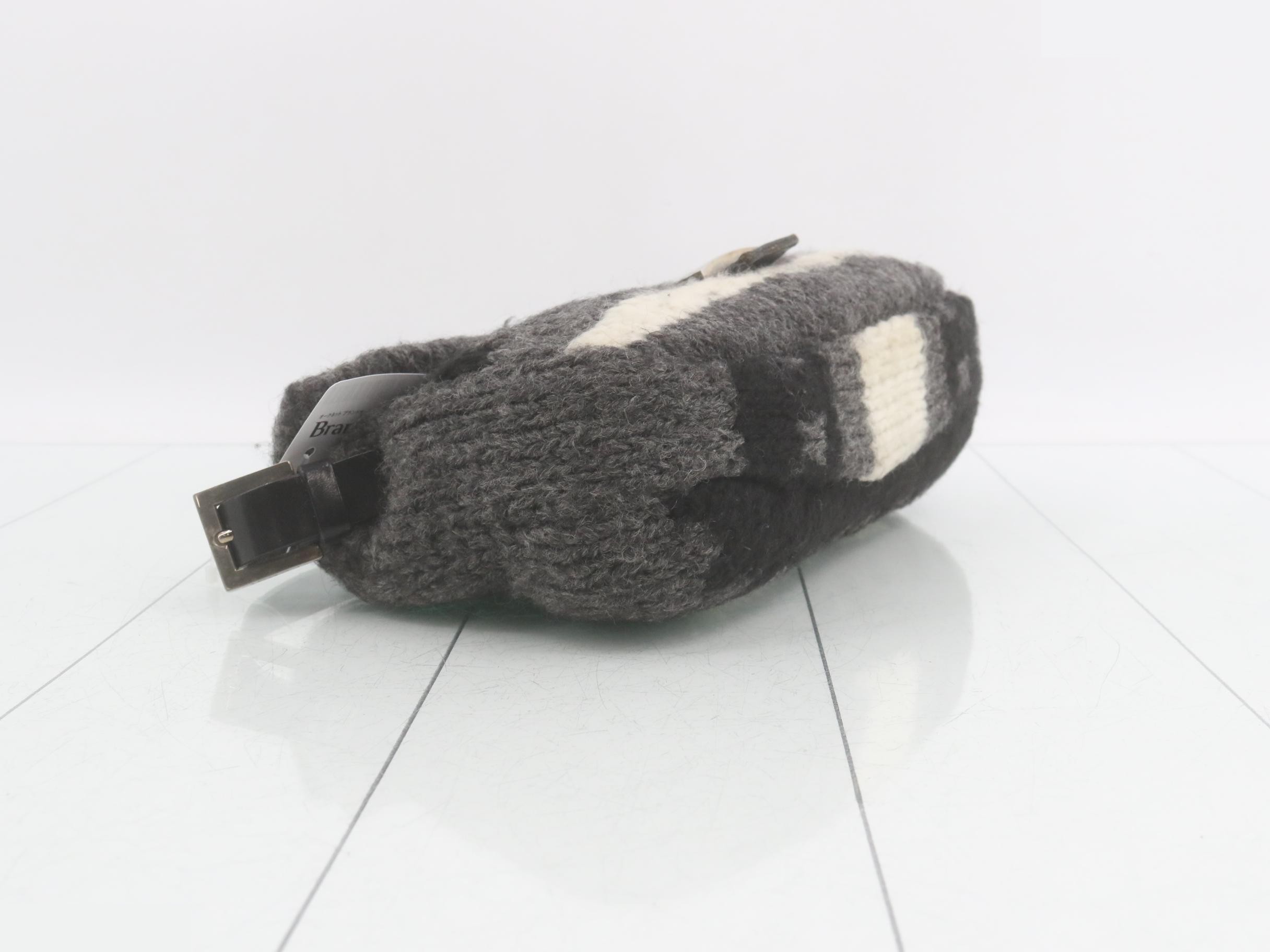 Mamma Bucket Knit Shoulder Bag — view 5
