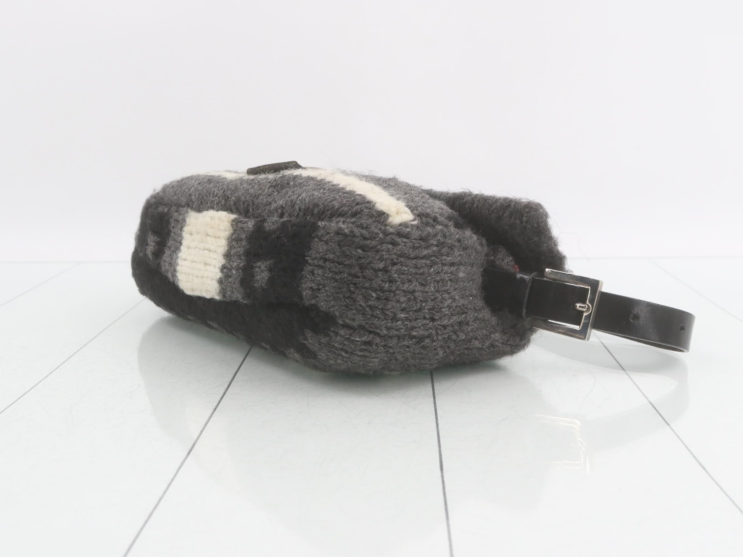 Mamma Bucket Knit Shoulder Bag — view 6