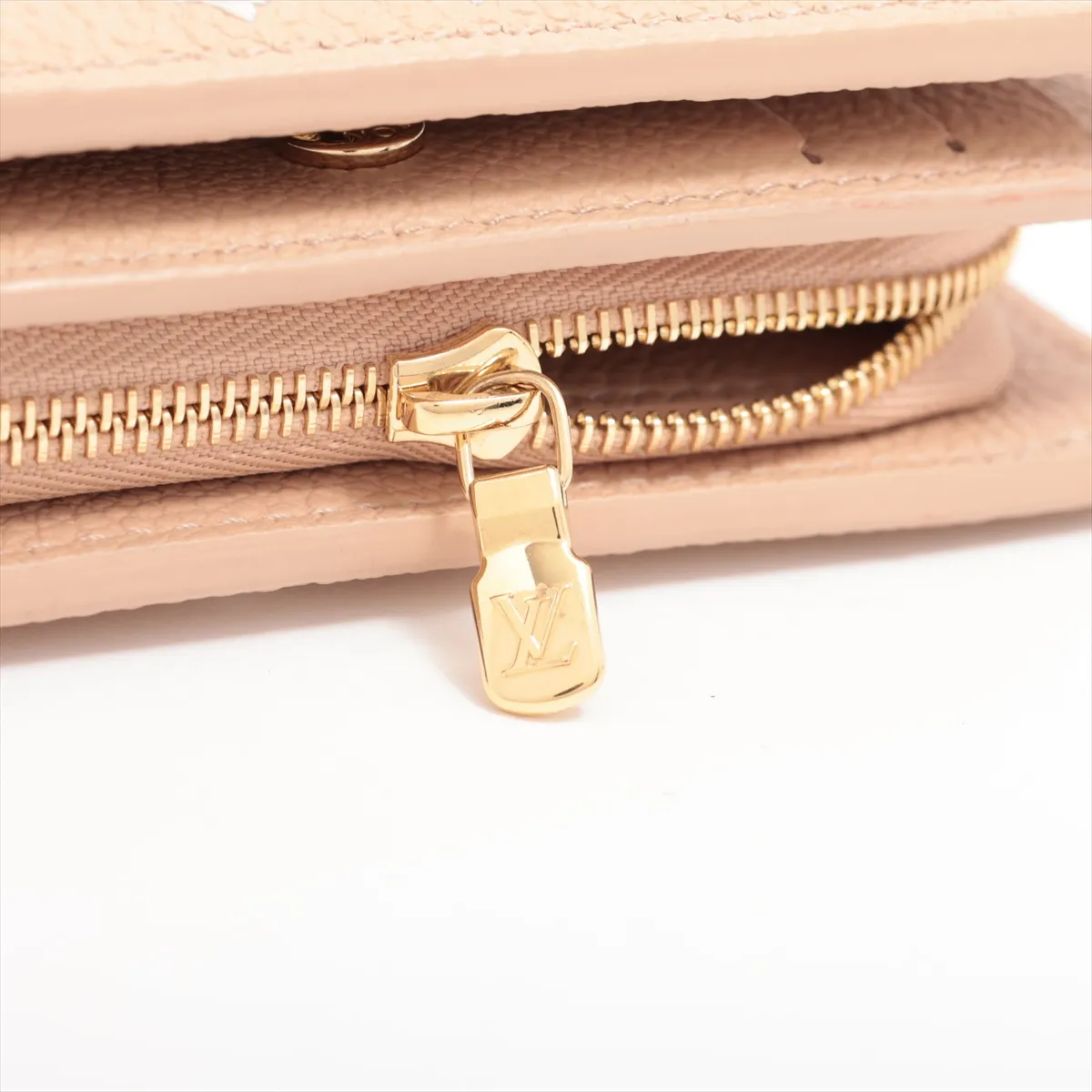 Monogram Empreinte Portefeuille Claire M28960 Beige Compact Wallet (RFID detected) — view 9