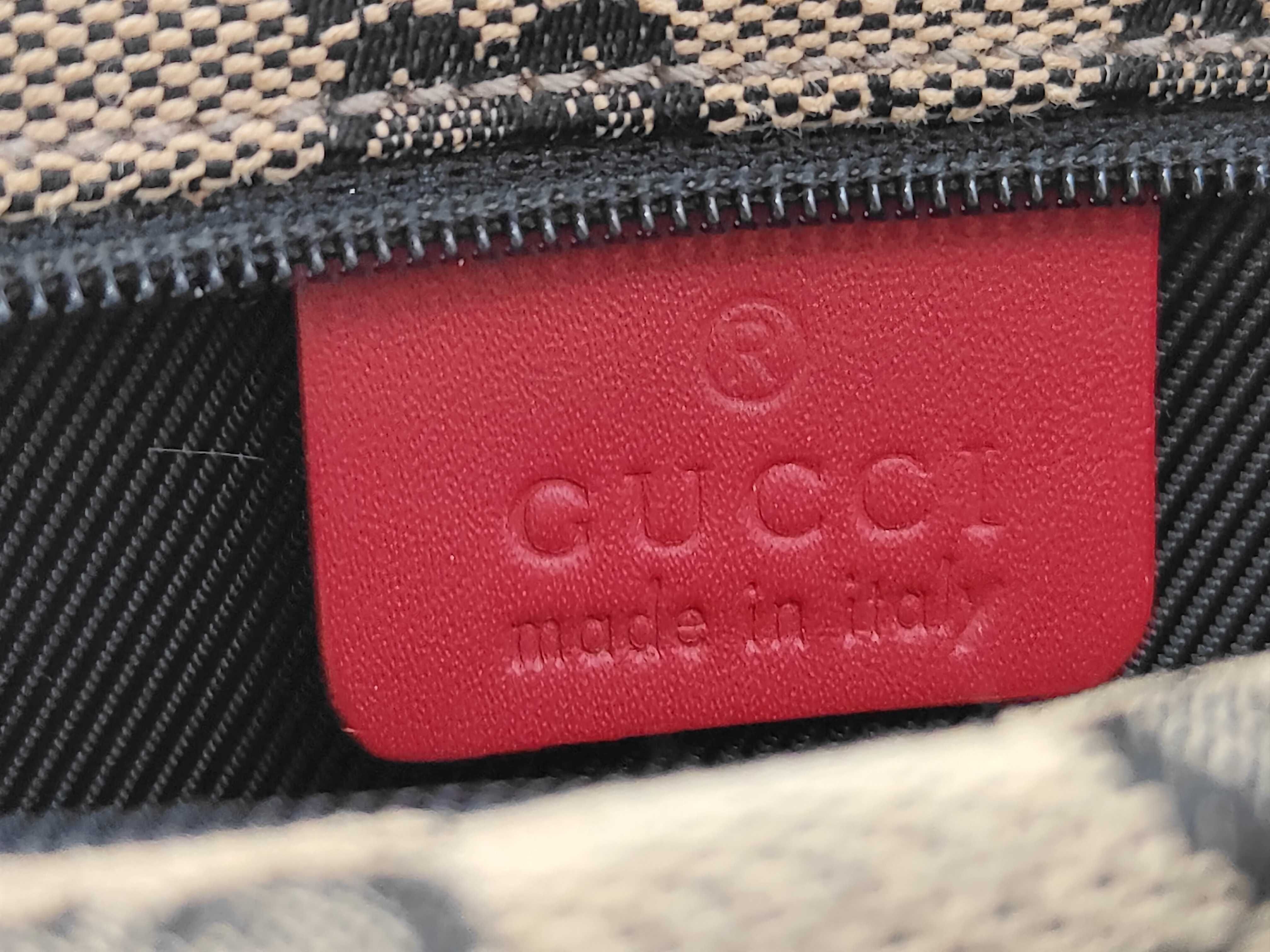 GG Canvas Accessory Pouch — view 10