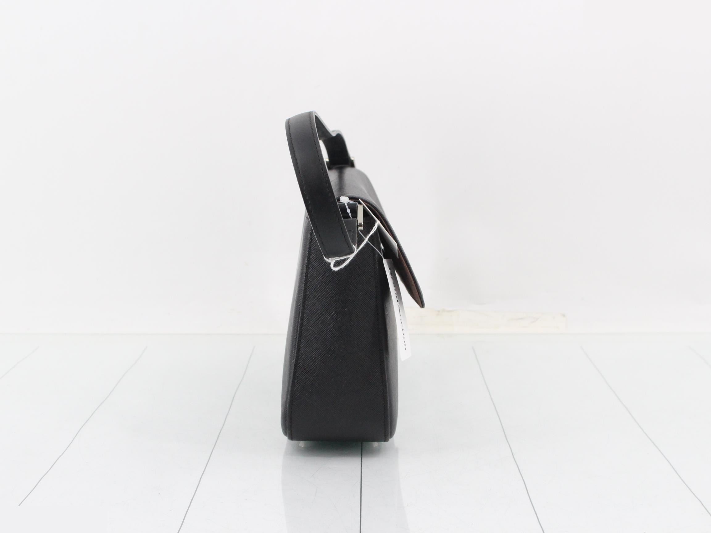 handbag — view 4