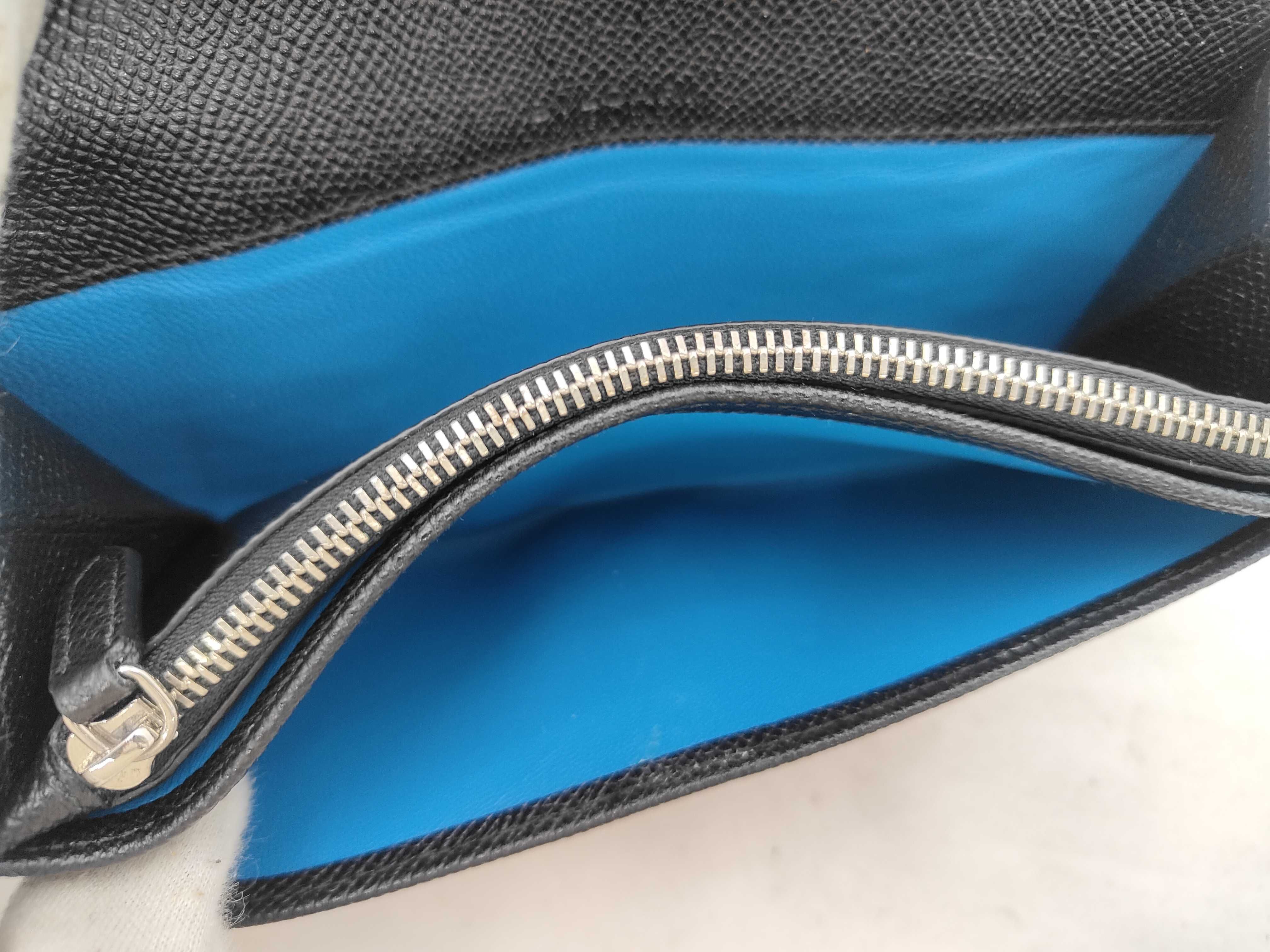 B.zero1 Long Wallet — view 5