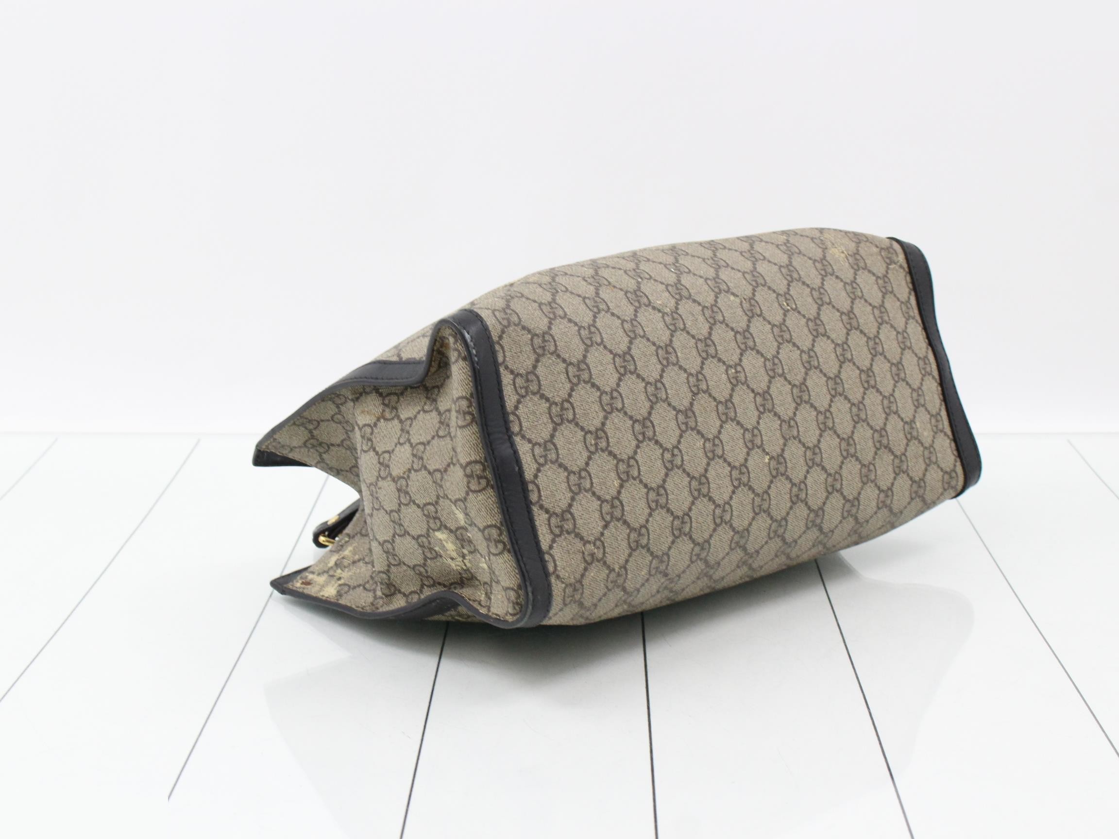 GG Supreme Padlock Chain Semi-Shoulder Bag — view 5