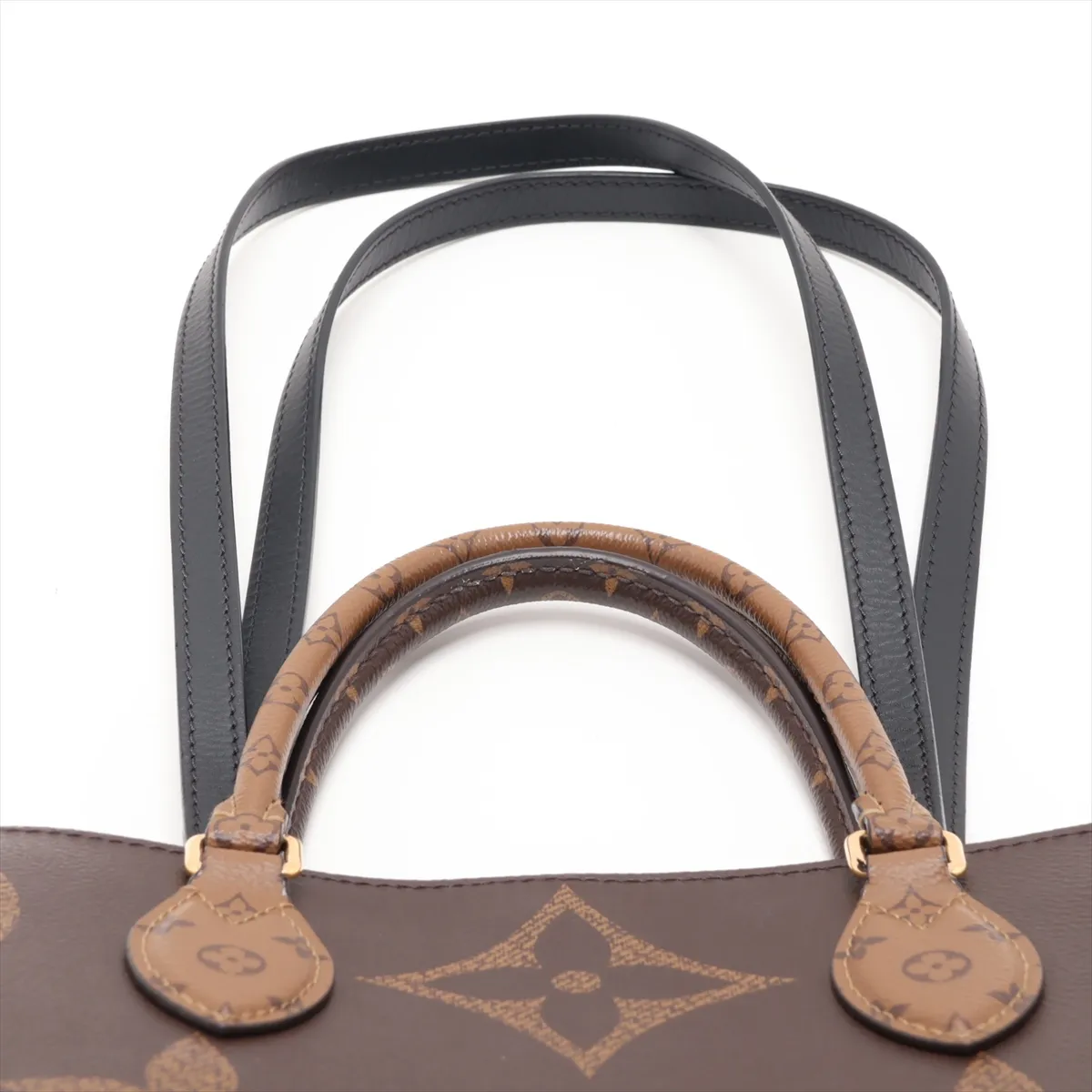 Giant Monogram Reverse OnTheGo GM M45320 FN0271 Brown (RFID detected) — view 6