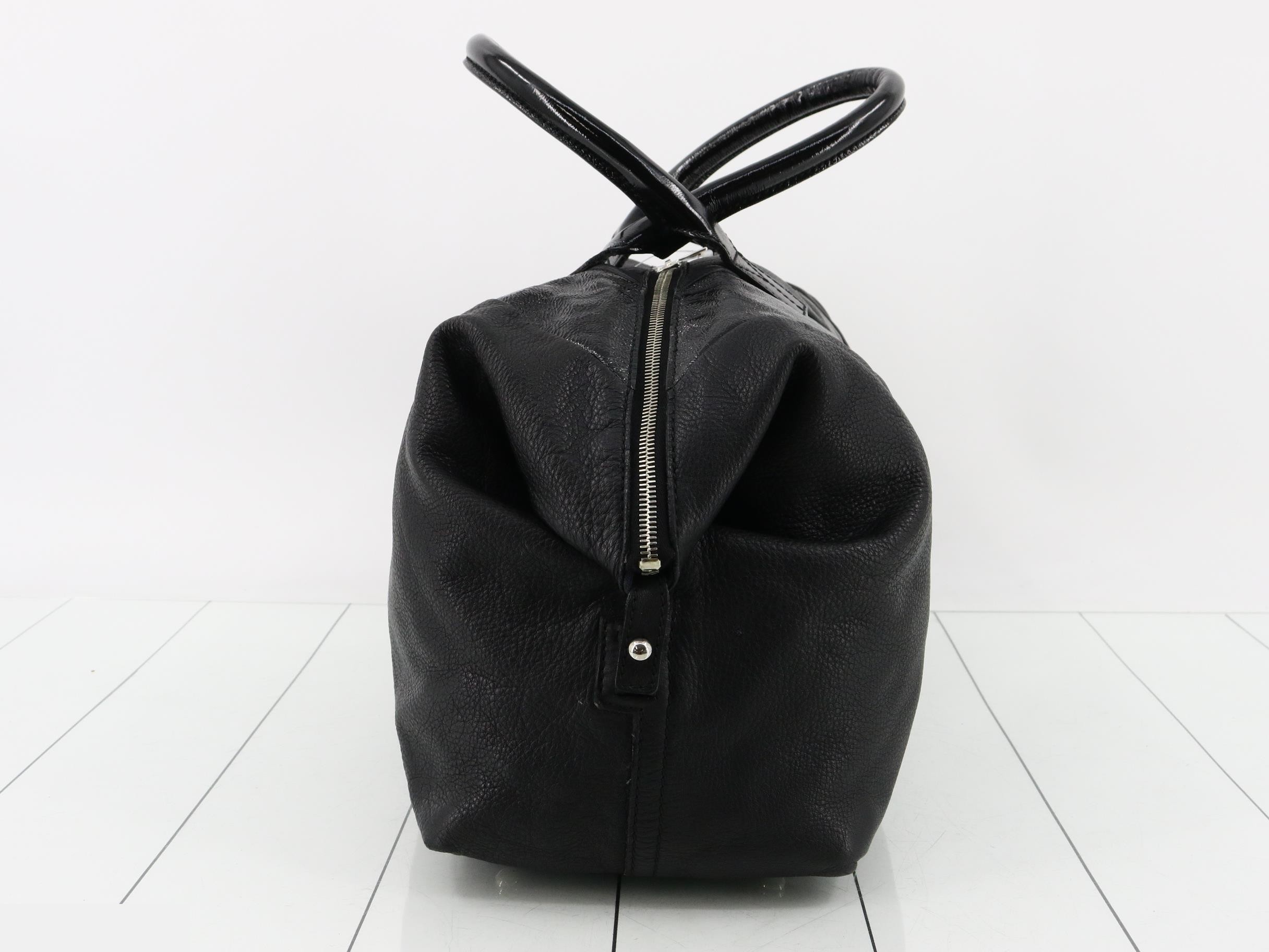 Boston bag, easy to use, enamel/patent leather, black. — view 3