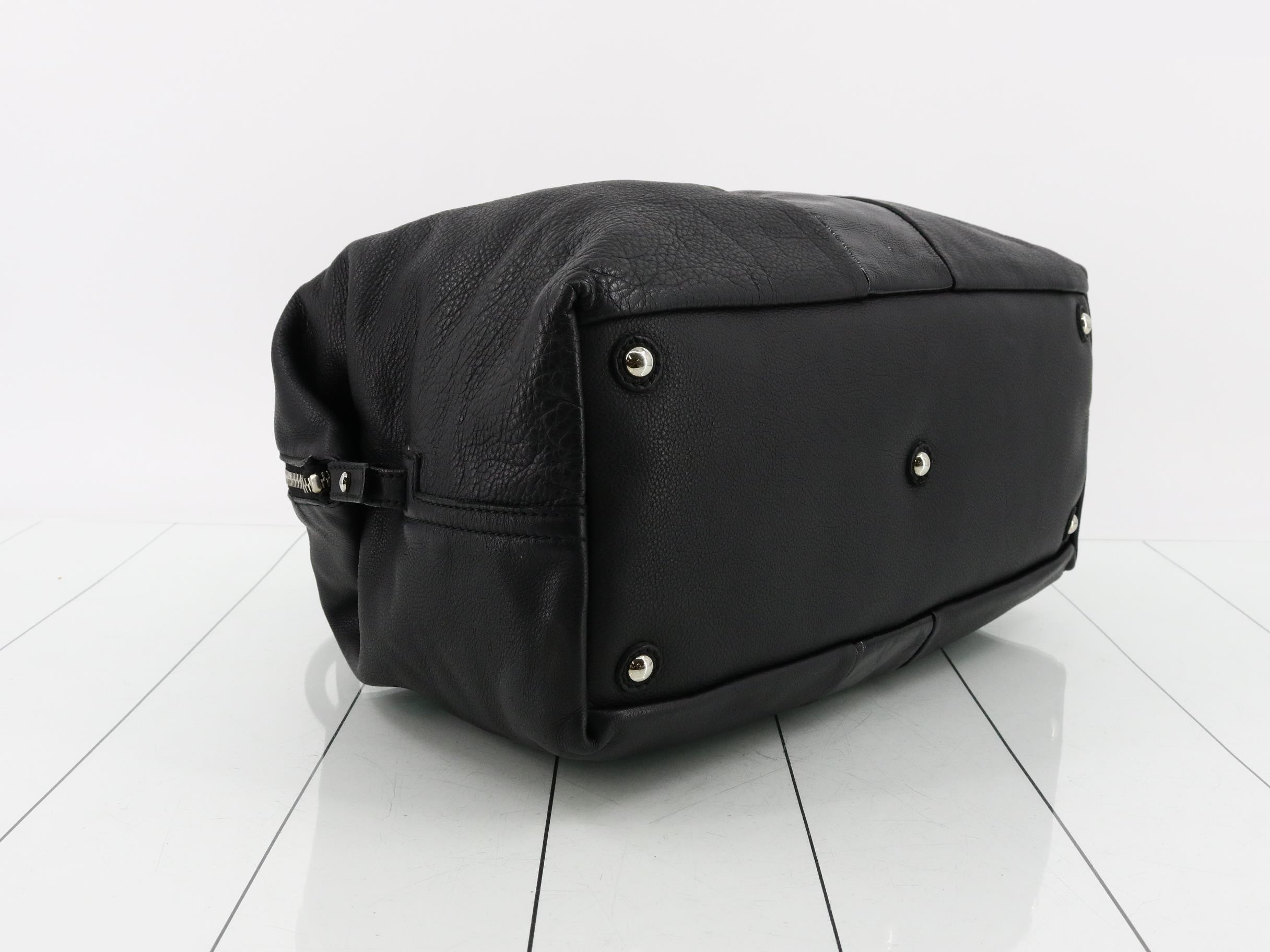 Boston bag, easy to use, enamel/patent leather, black. — view 5