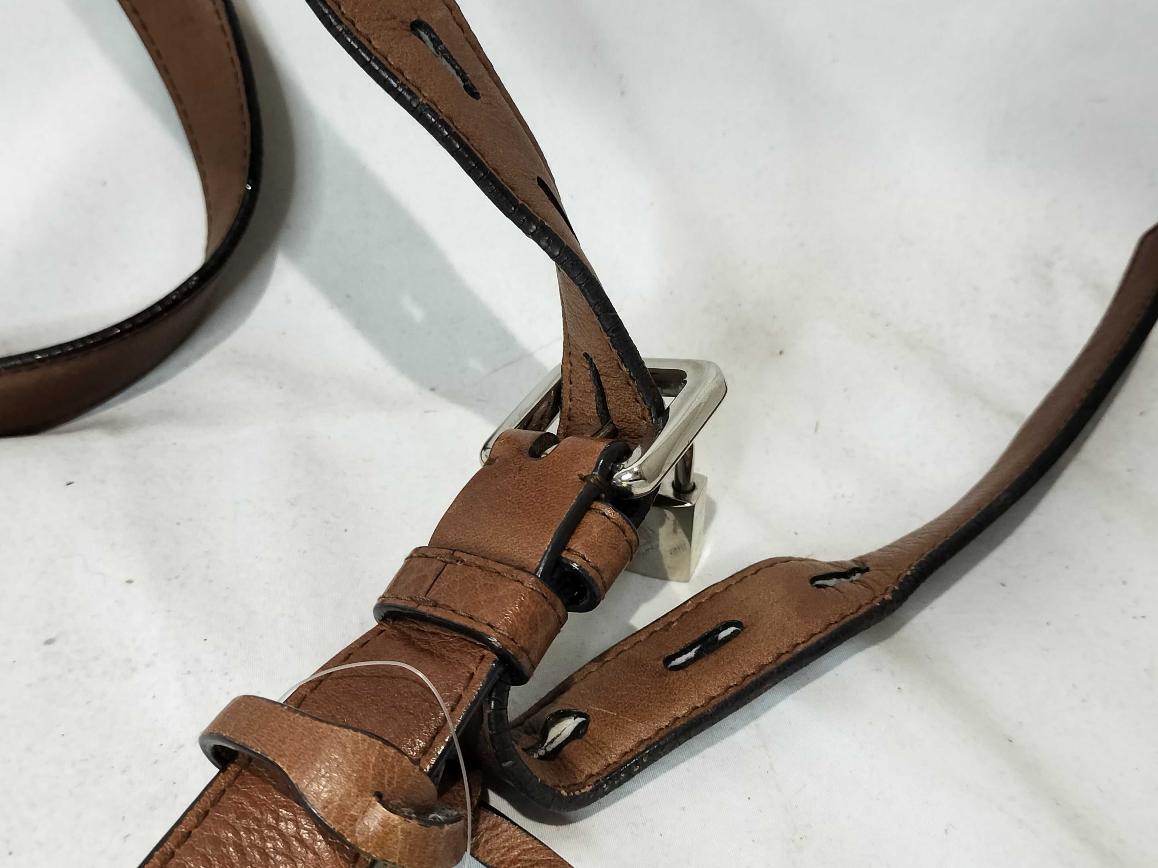 Heritage All-Leather Brown Shoulder Bag — view 5