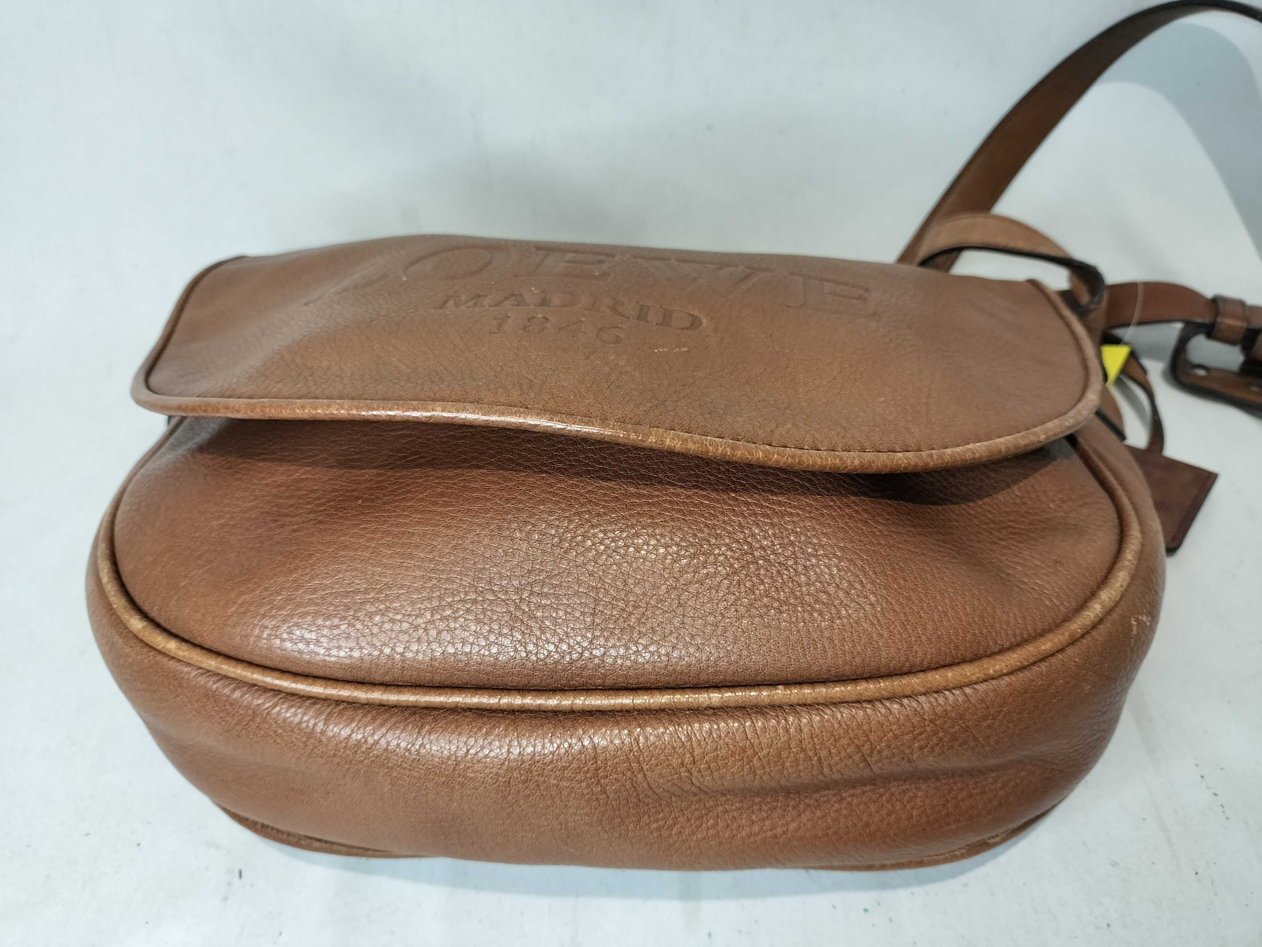 Heritage All-Leather Brown Shoulder Bag — view 8