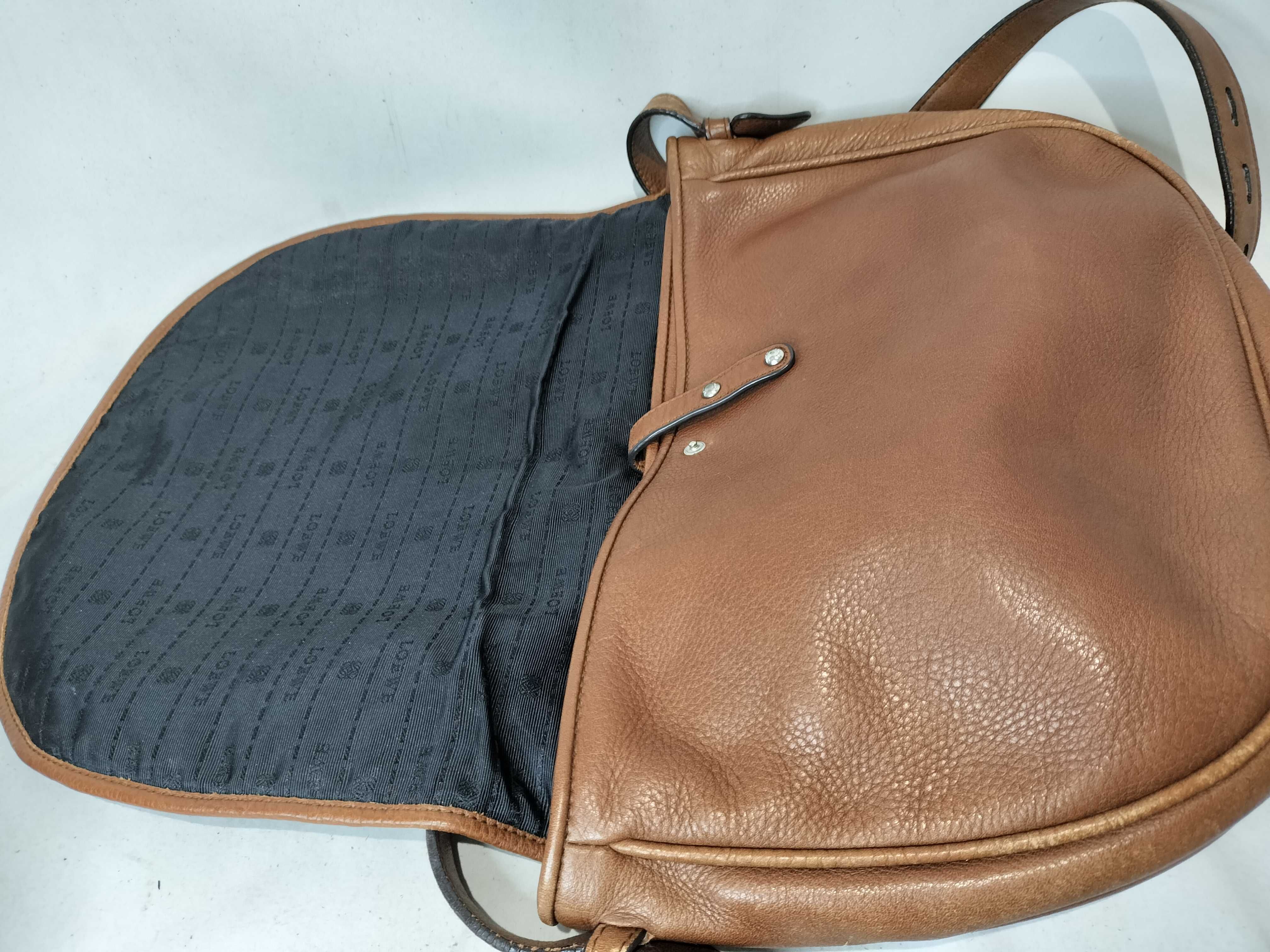 Heritage All-Leather Brown Shoulder Bag — view 9