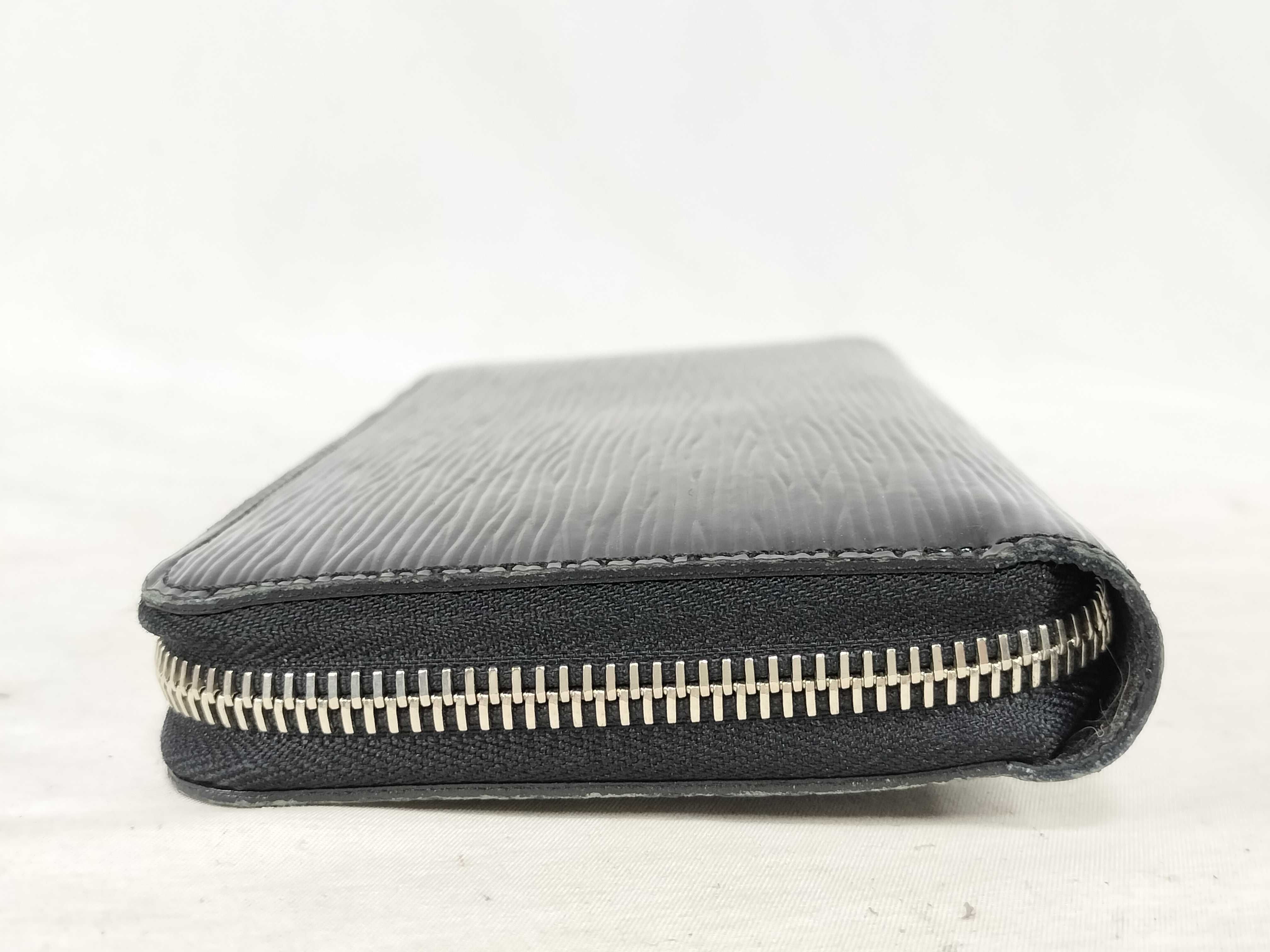 Vernis Louis Vuitton Zippy Wallet — view 5
