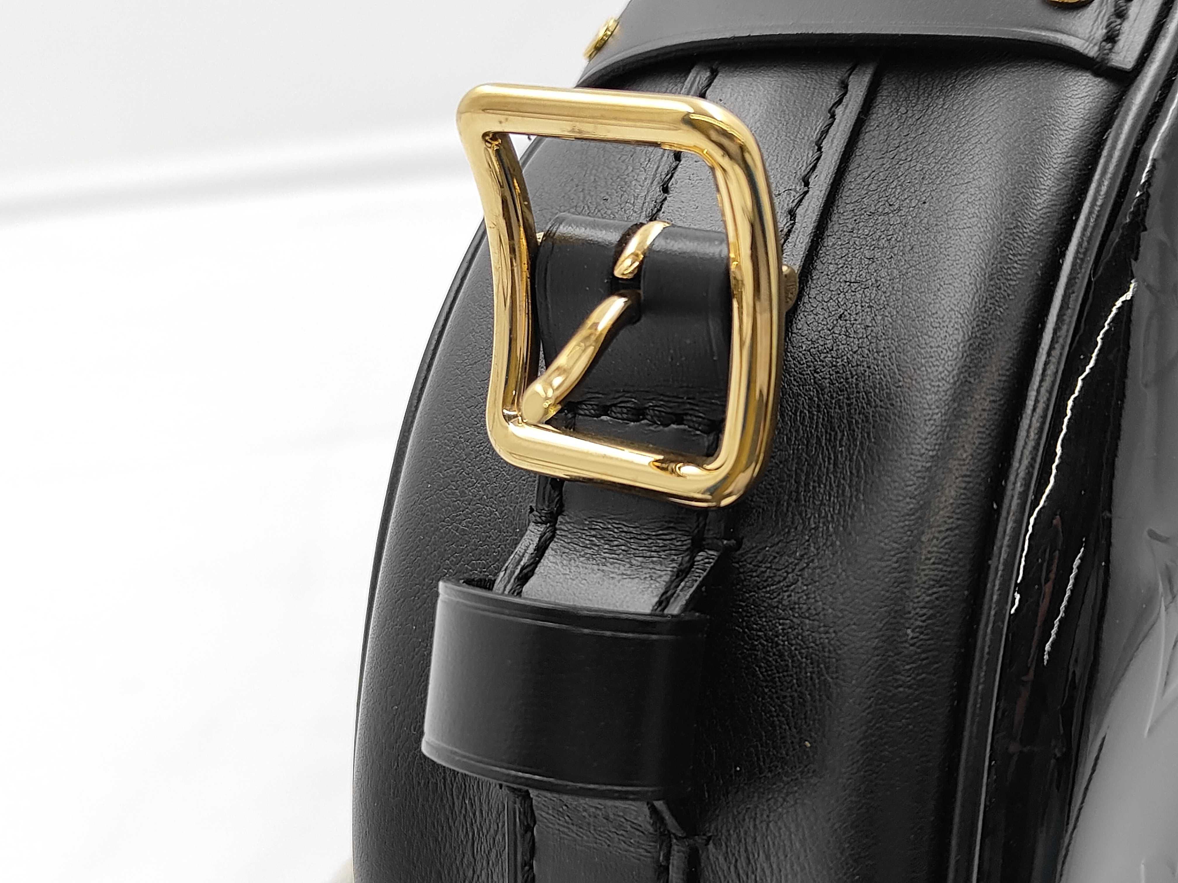 LV Vernis Boite Chapeau Souple Shoulder Bag — view 3