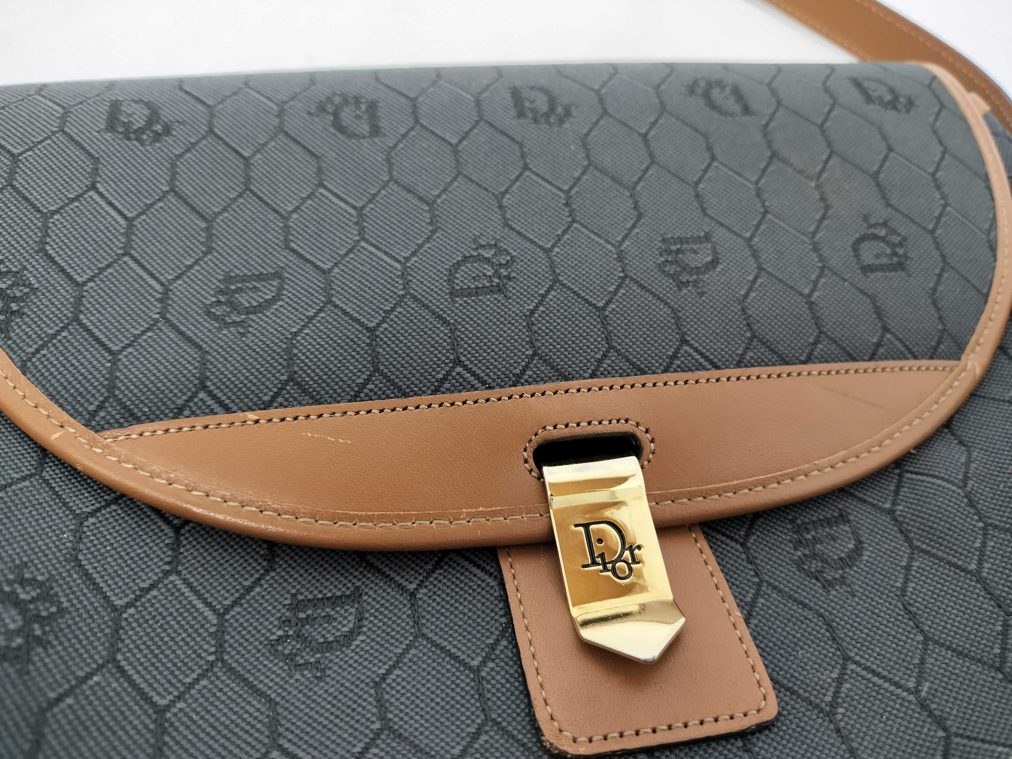 Honeycomb Shoulder Bag — view 9