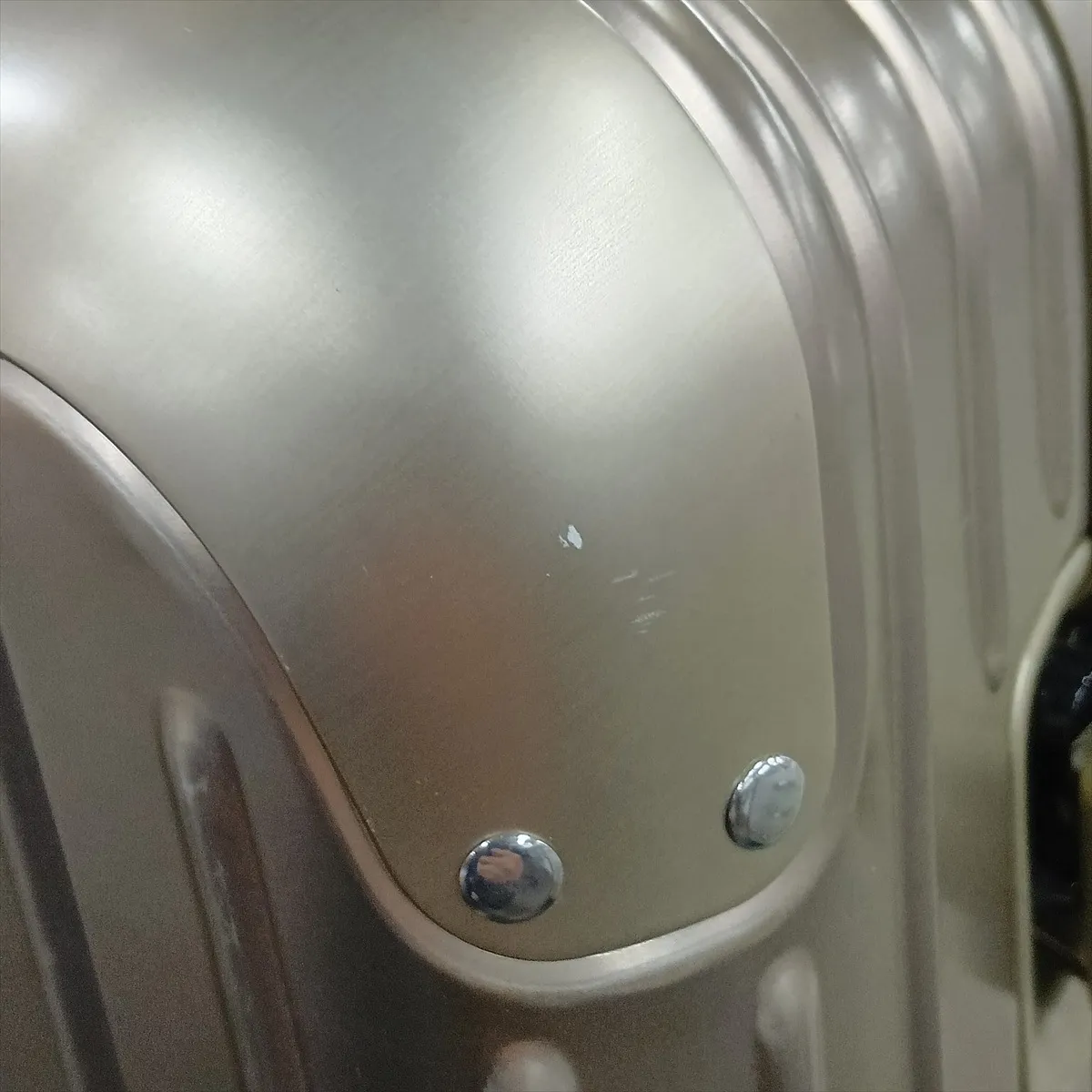 [Individually packaged] Rimowa Check-in M Aluminum Carry-on Suitcase, Gold, PIN code 000 — view 14