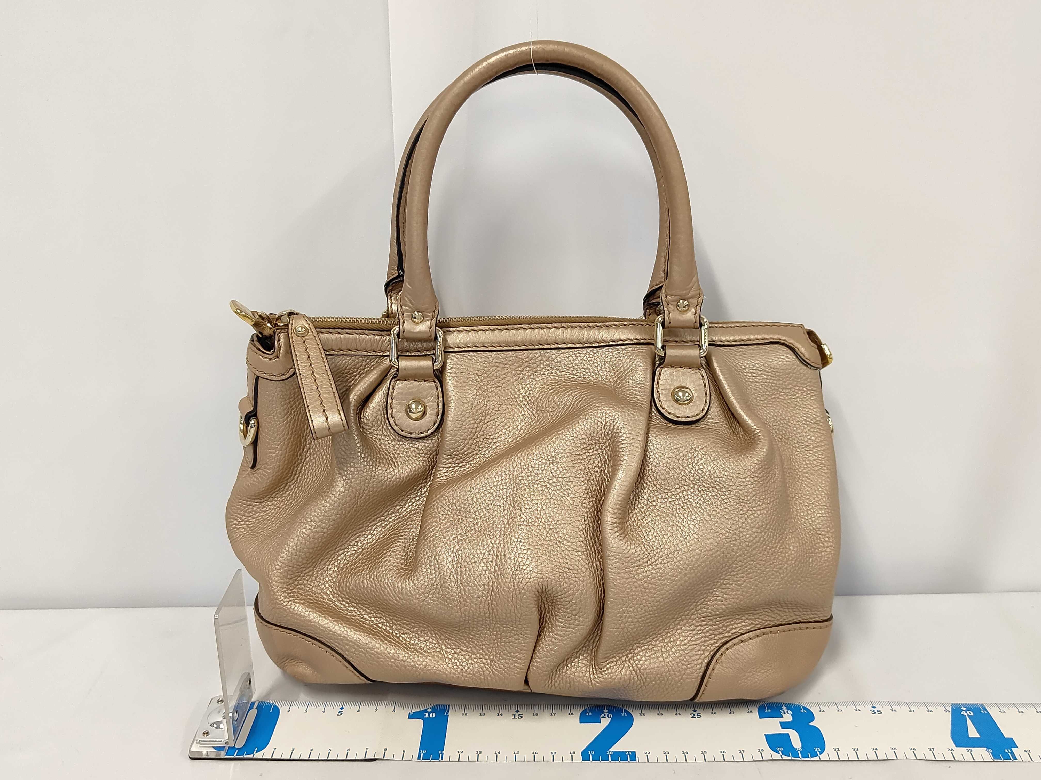 handbag — view 2