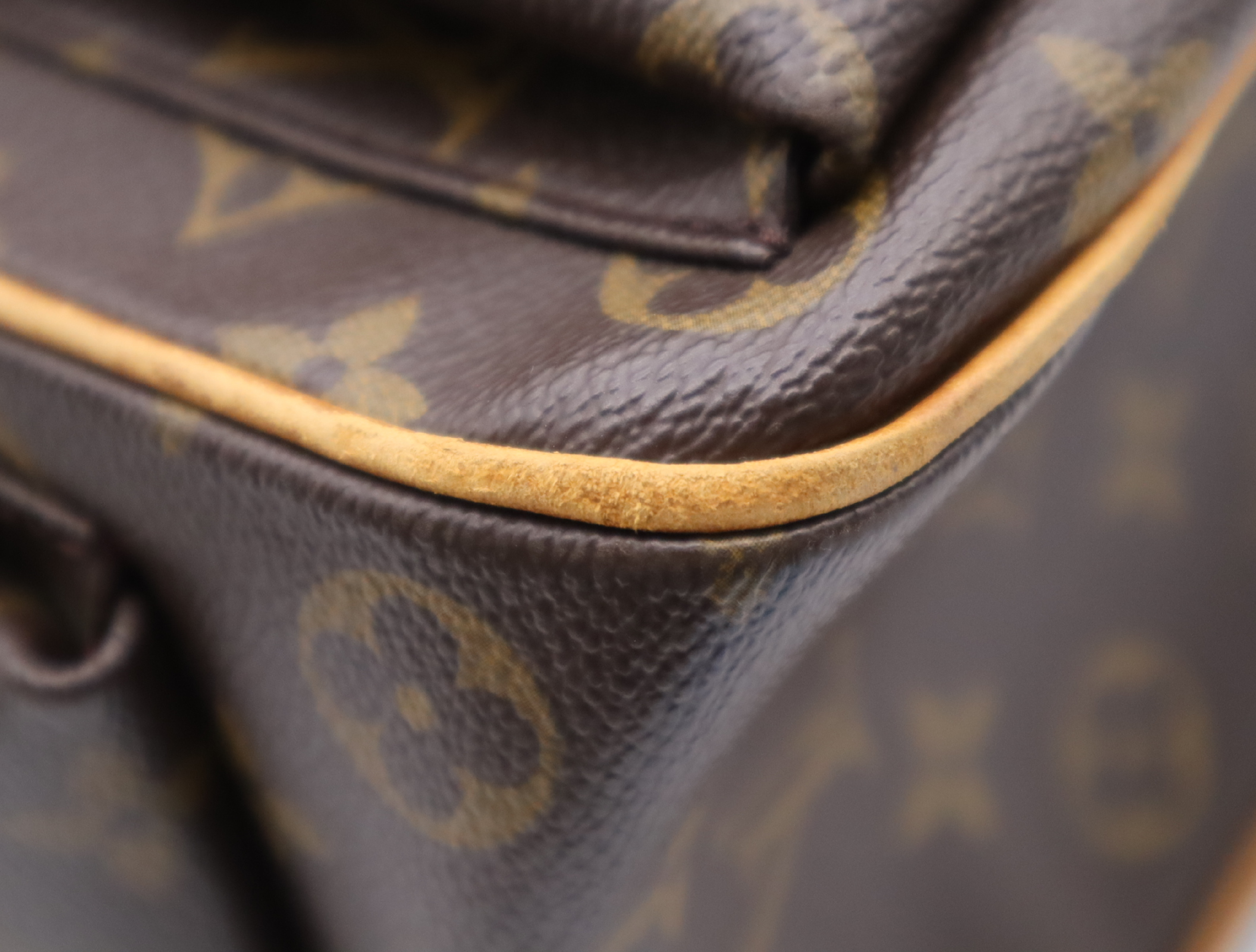 M51162 Monogram Multipli Cité Handbag — view 6