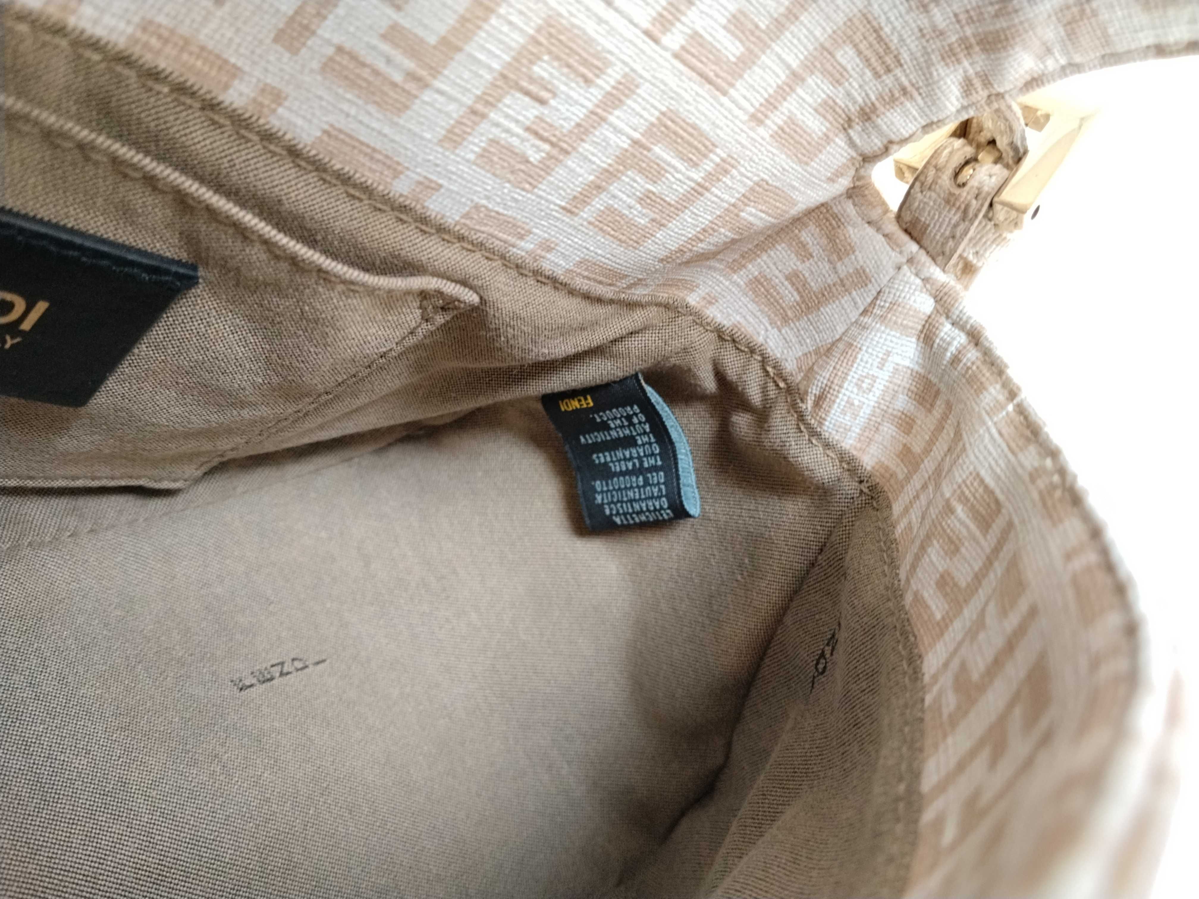 Mamma Fendi Zucchino Mamma Bucket Handbag — view 10