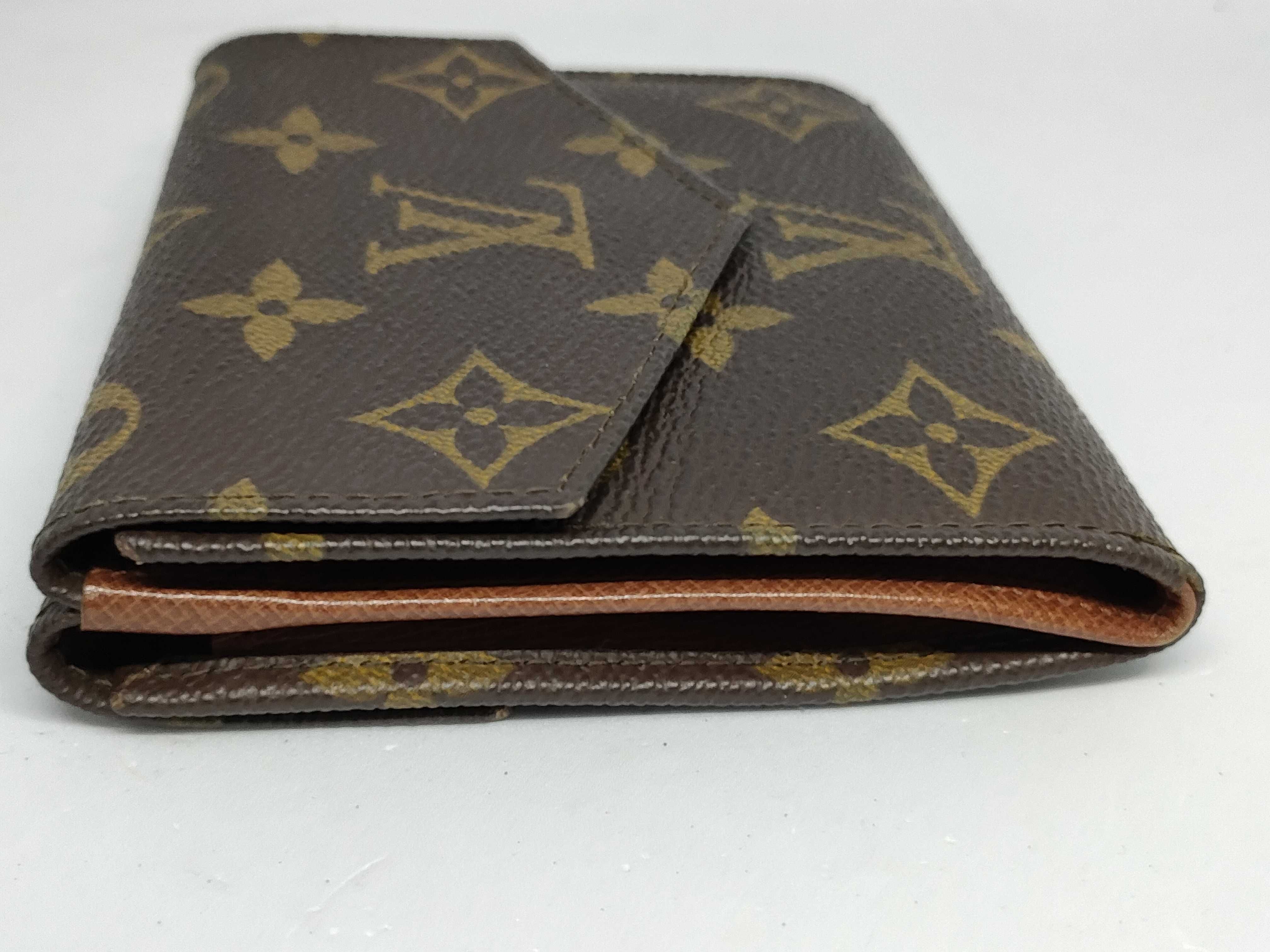 Monogram LV Monogram Bi-fold Wallet — view 3