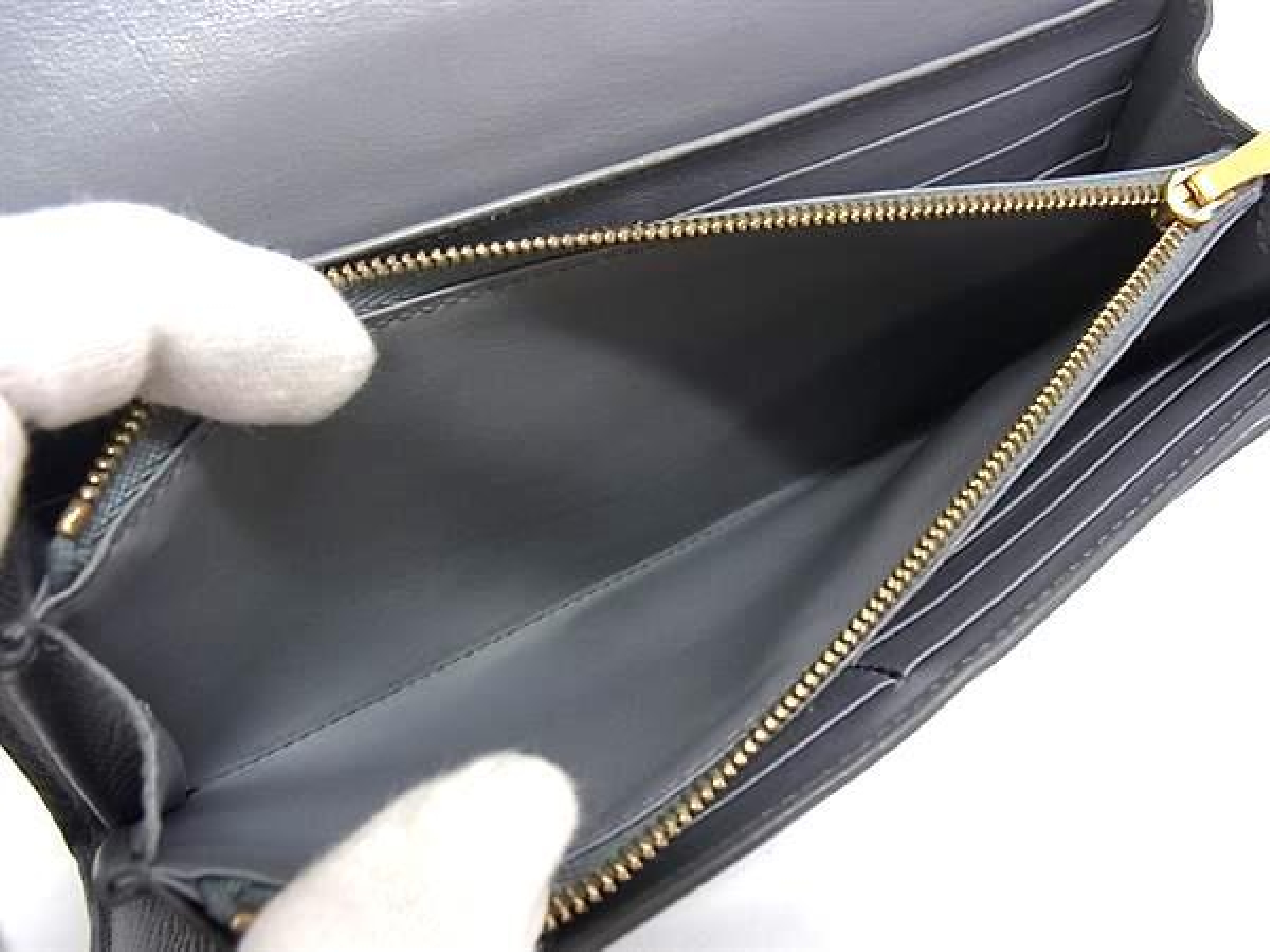 Large Flap Leather Bi-fold Long Wallet with Coin Purse, Bill Compartment, and Card Slots, Gray (HD0283) — view 5