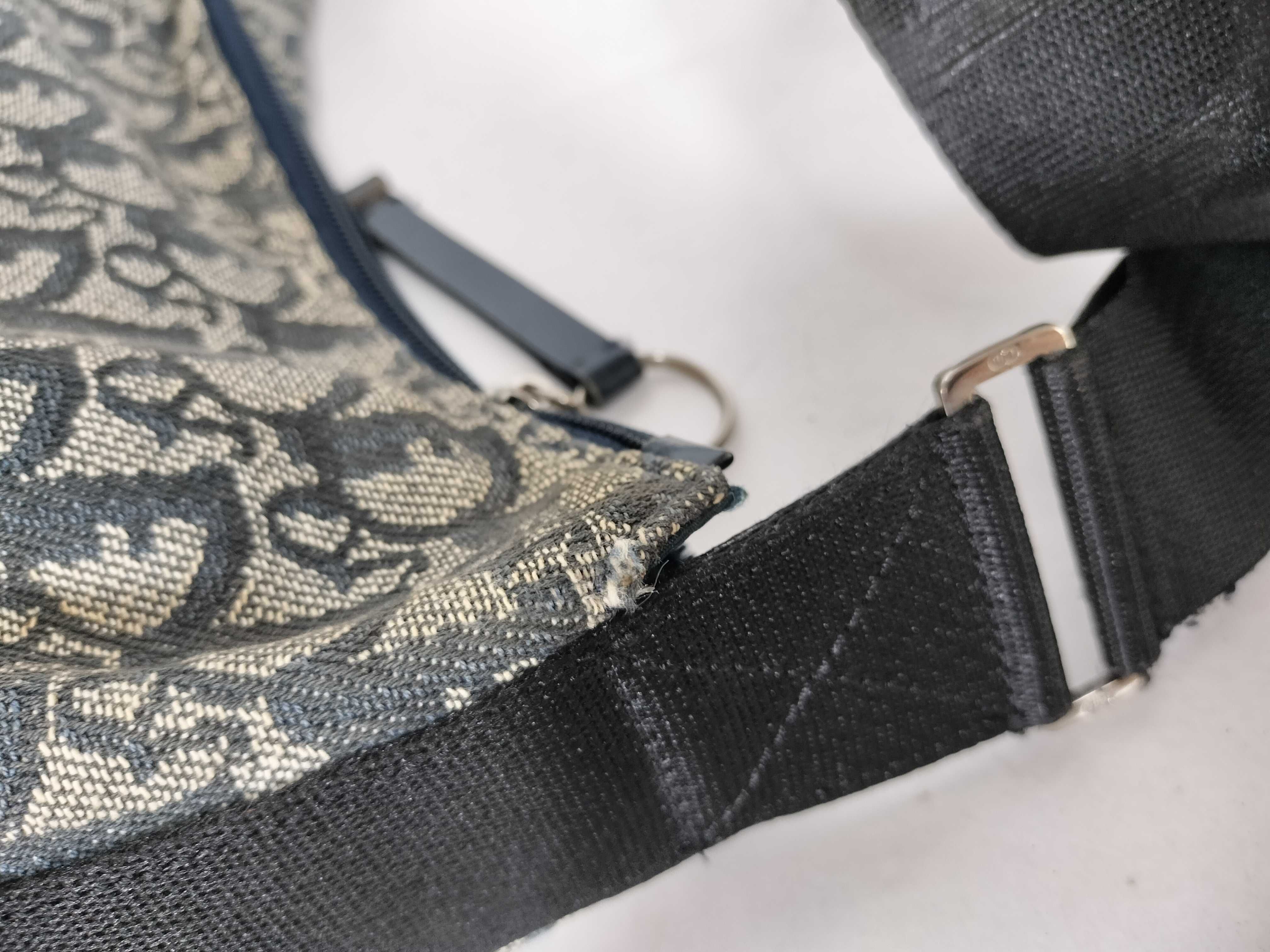 Trotter Shoulder Bag, Navy — view 6