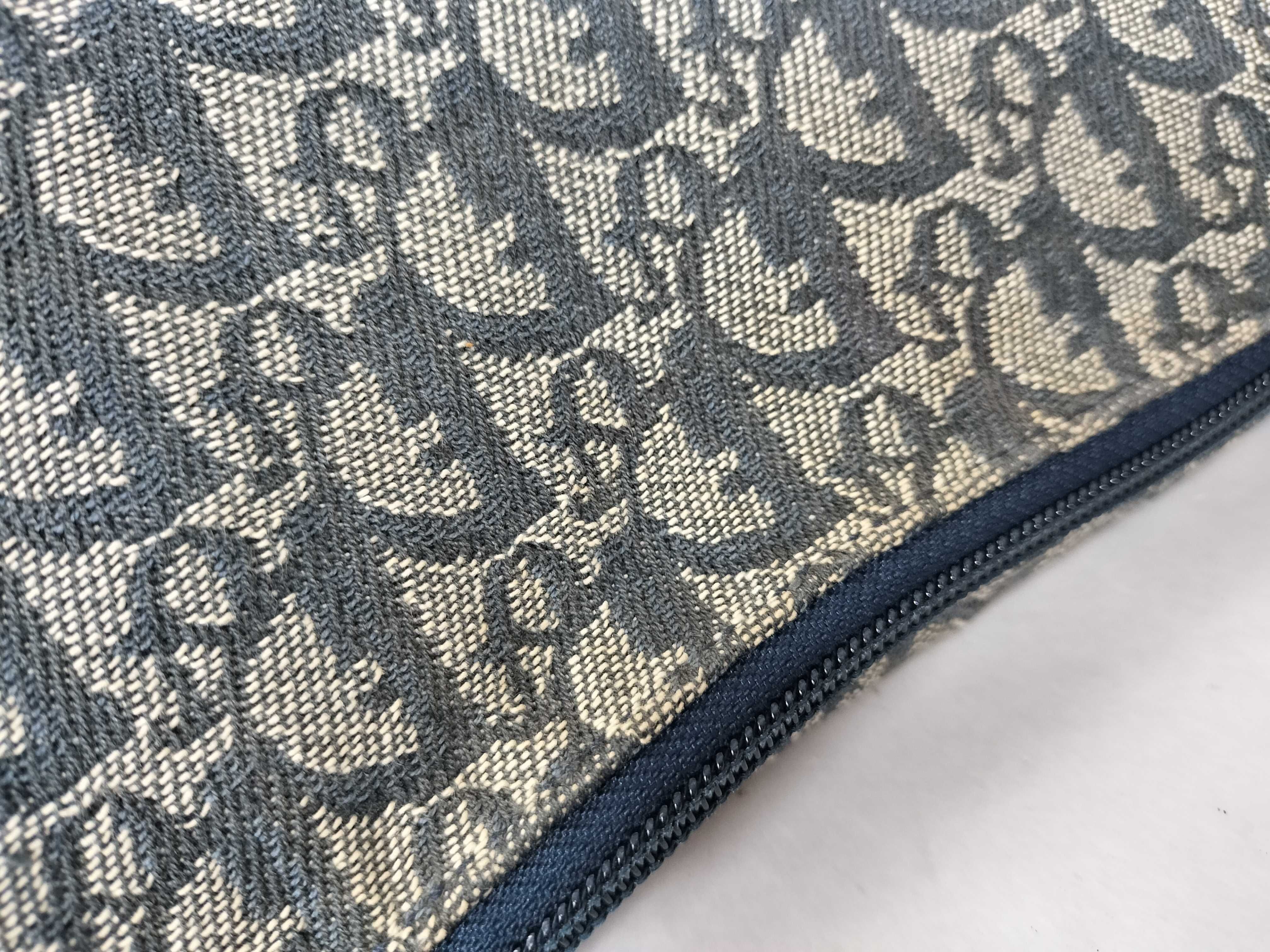 Trotter Shoulder Bag, Navy — view 9