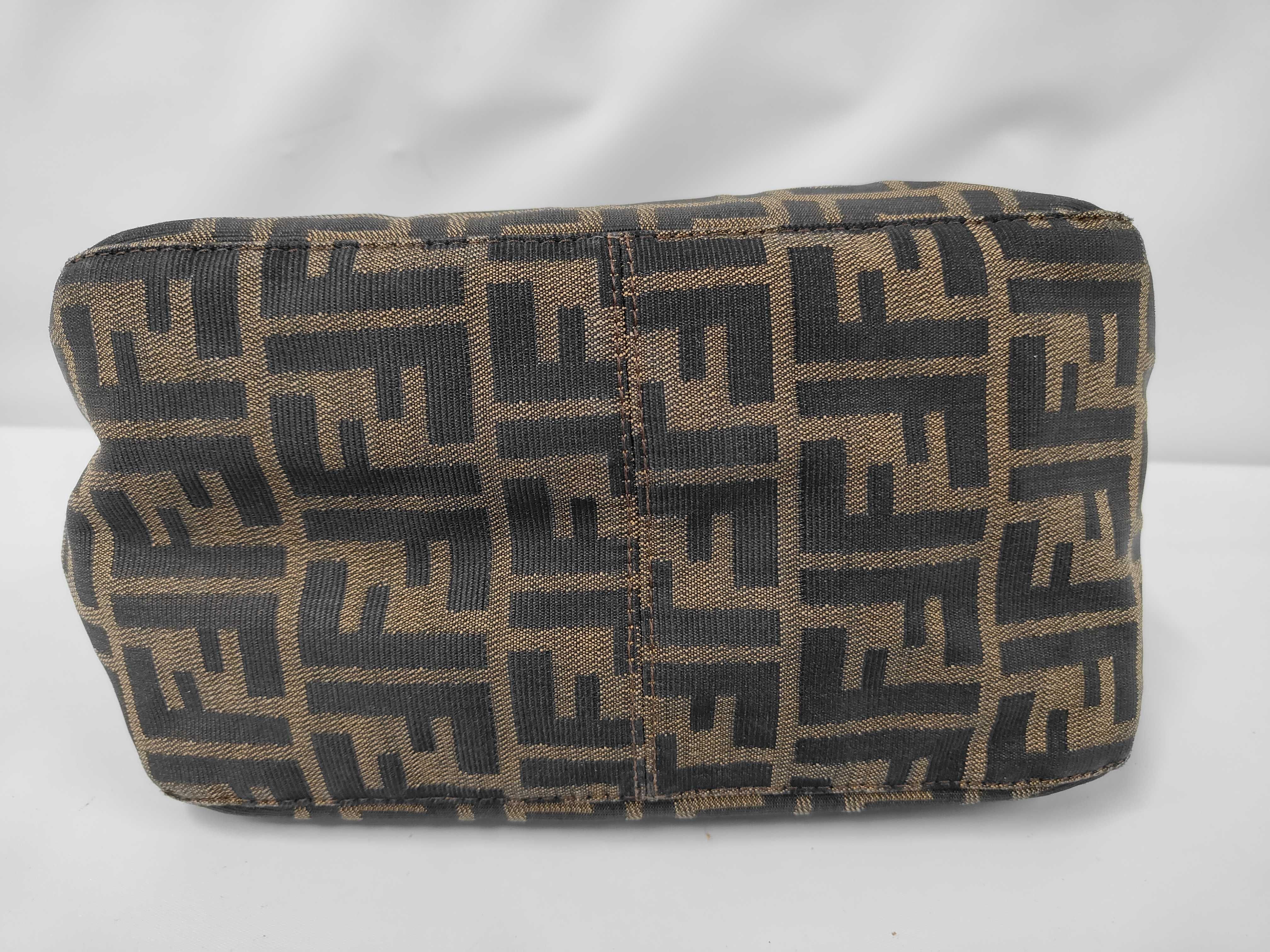 Mamma Bucket Zucca Shoulder Bag — view 3