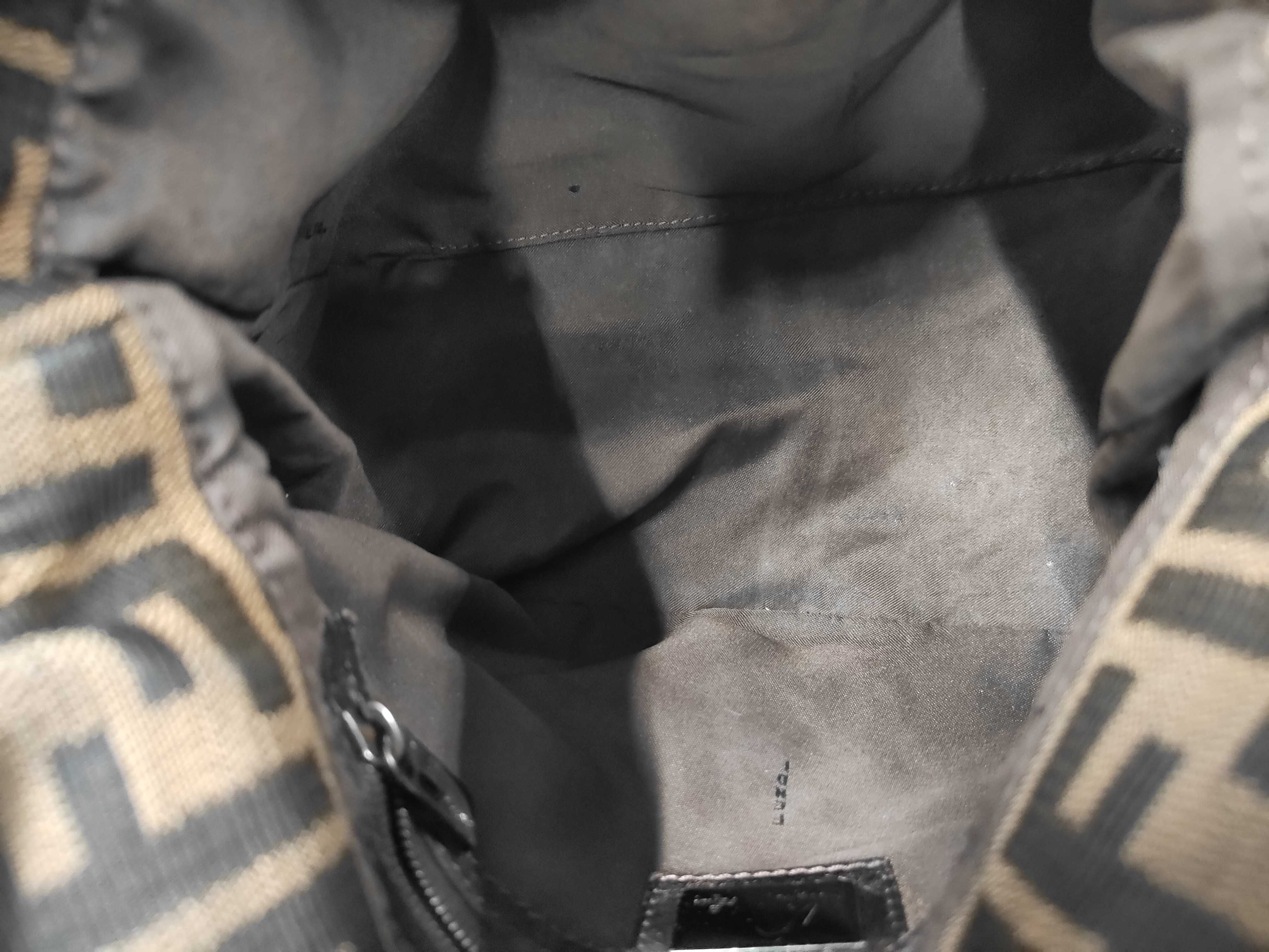 Mamma Bucket Zucca Shoulder Bag — view 9