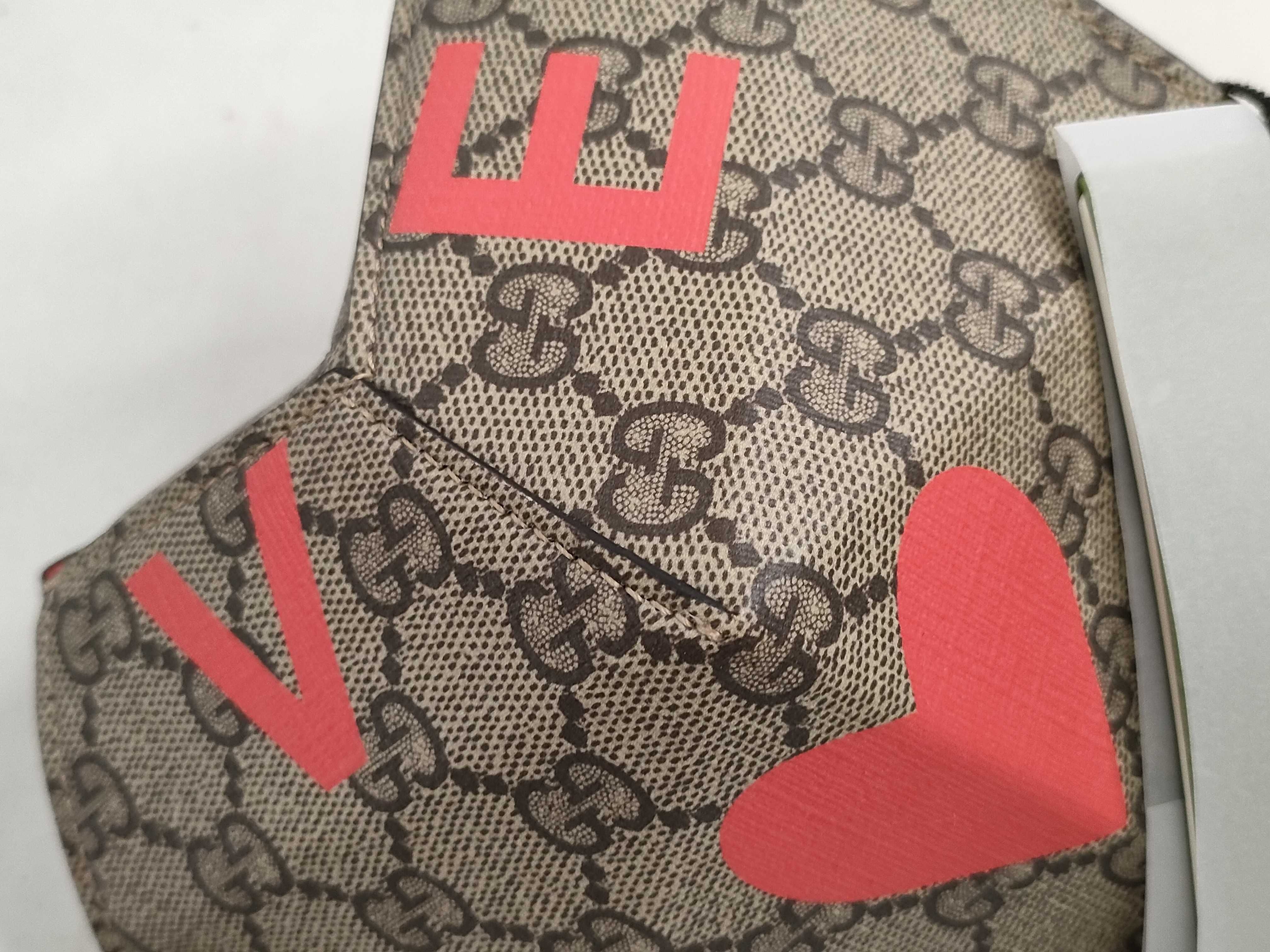 GG Supreme Unused Chain Shoulder Heart Shoulder Bag — view 14