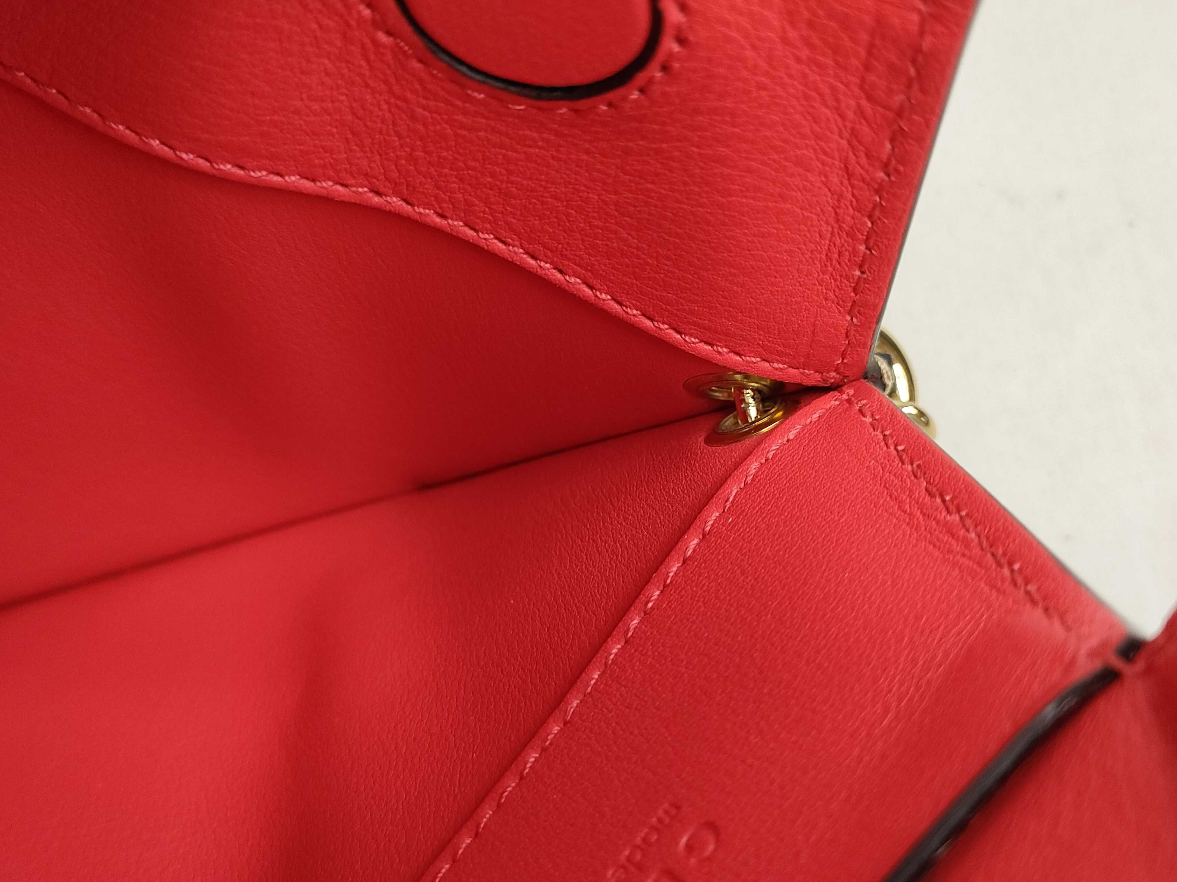 GG Supreme Unused Chain Shoulder Heart Shoulder Bag — view 9